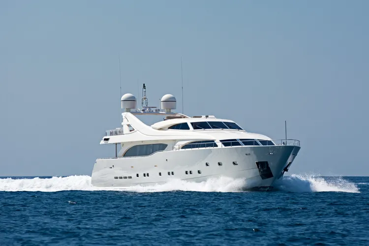 Motor yacht WHISPER V 34m by Ferretti — photo 4