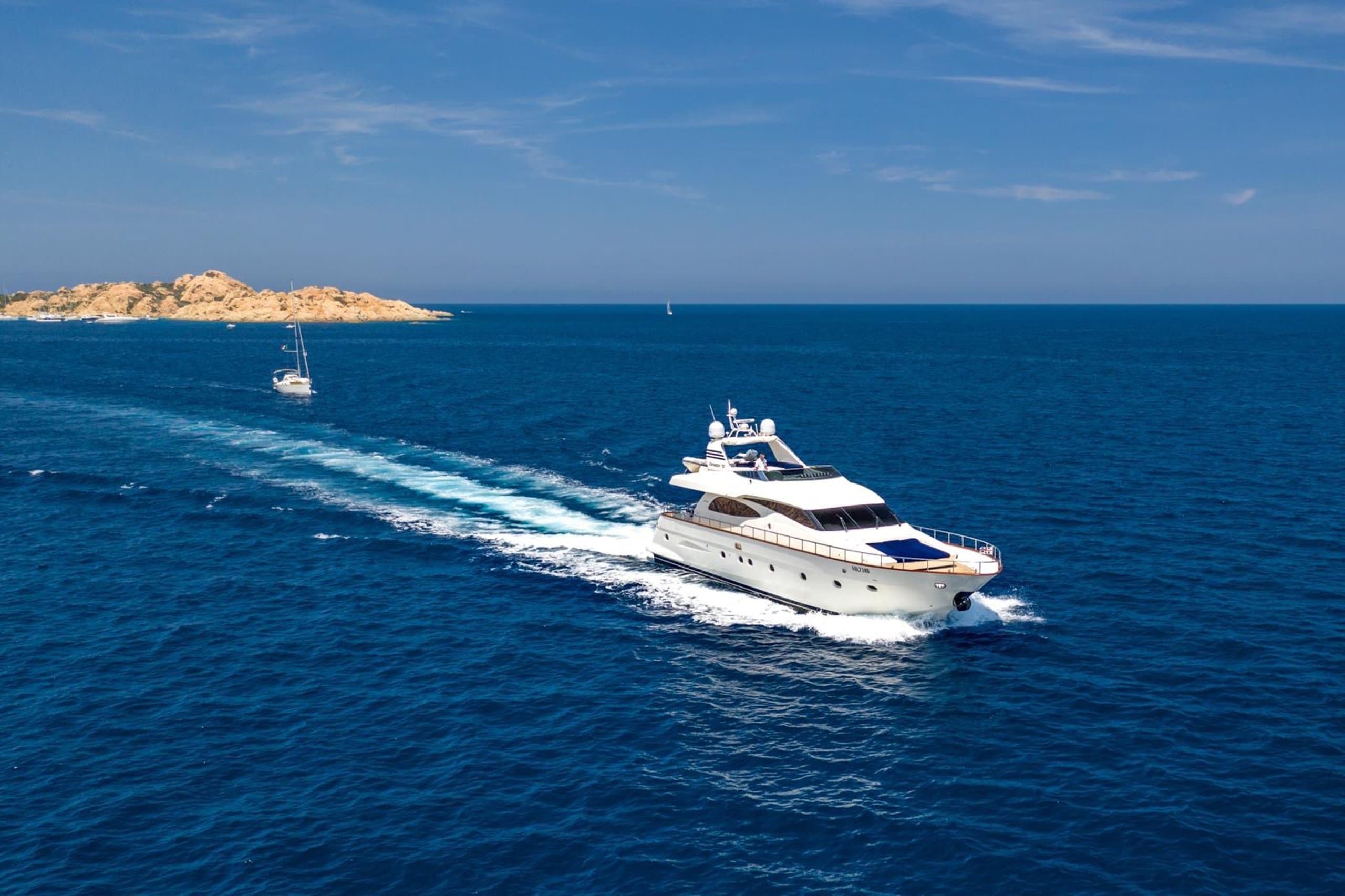 CANADOS 72 | Drivas Yachts
