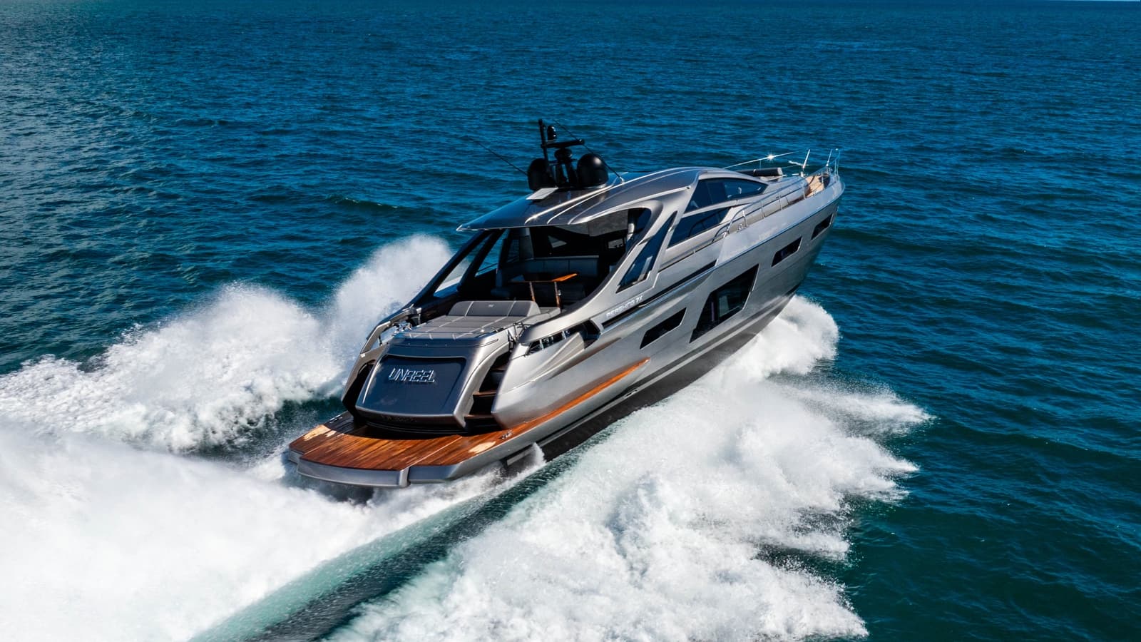 UNREEL - ext running | Drivas Yachts
