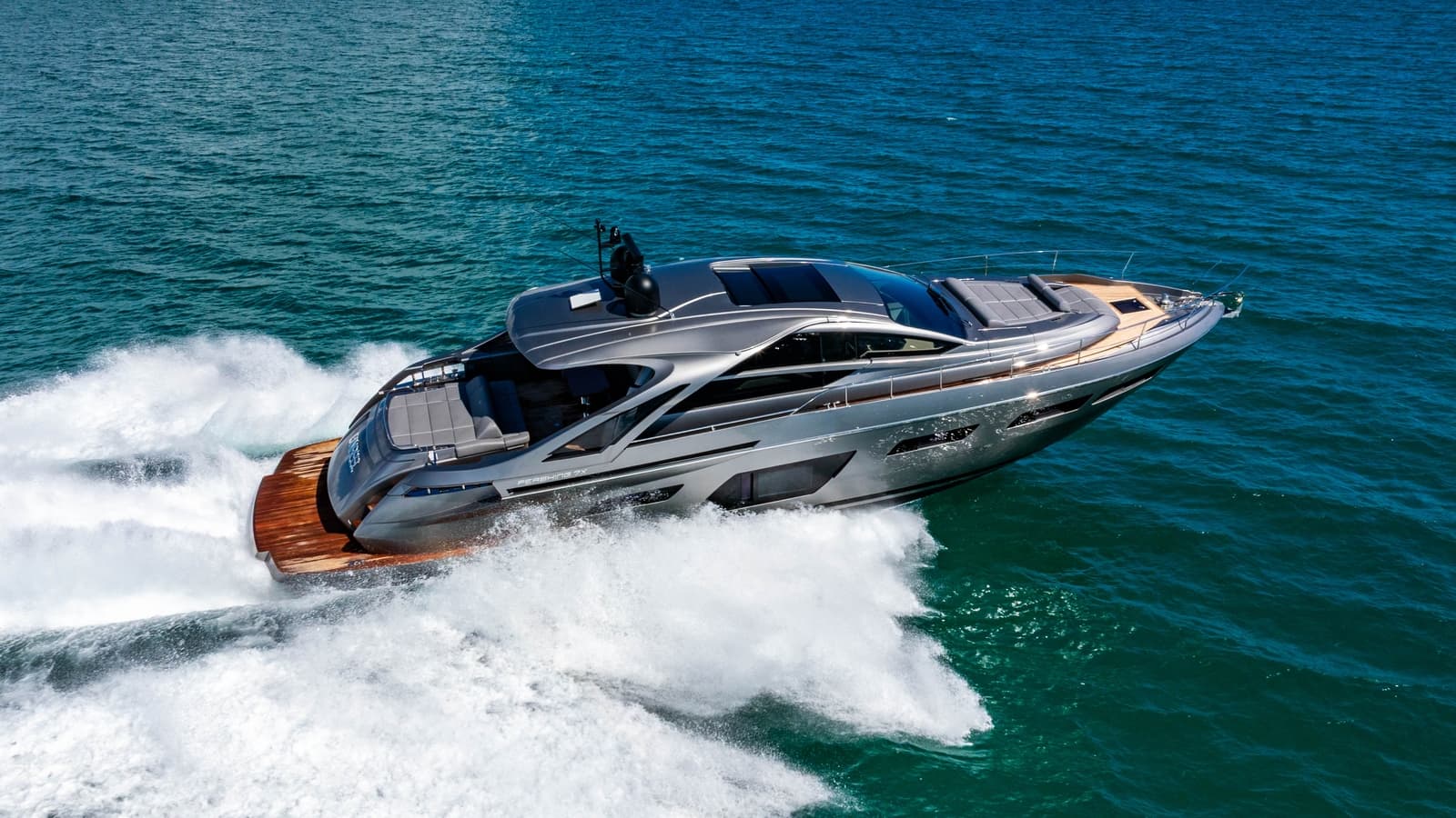UNREEL - ext stbd | Drivas Yachts
