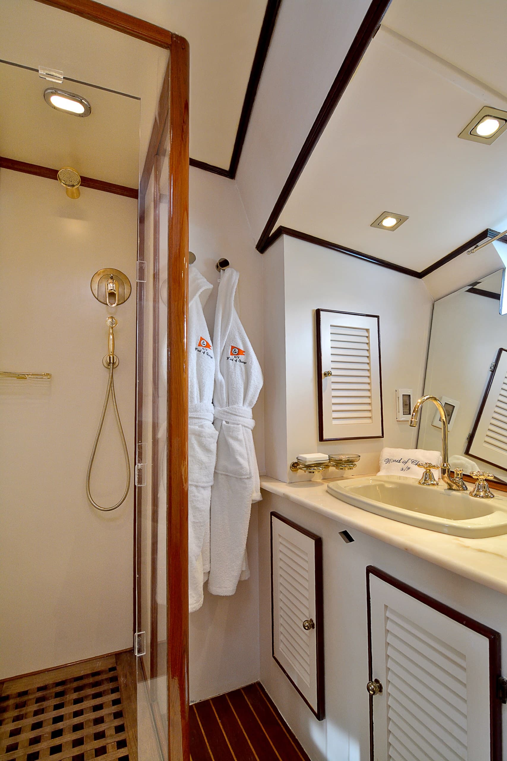Sailing yacht WIND OF CHANGE 29m by Brooke Marine — photo 7