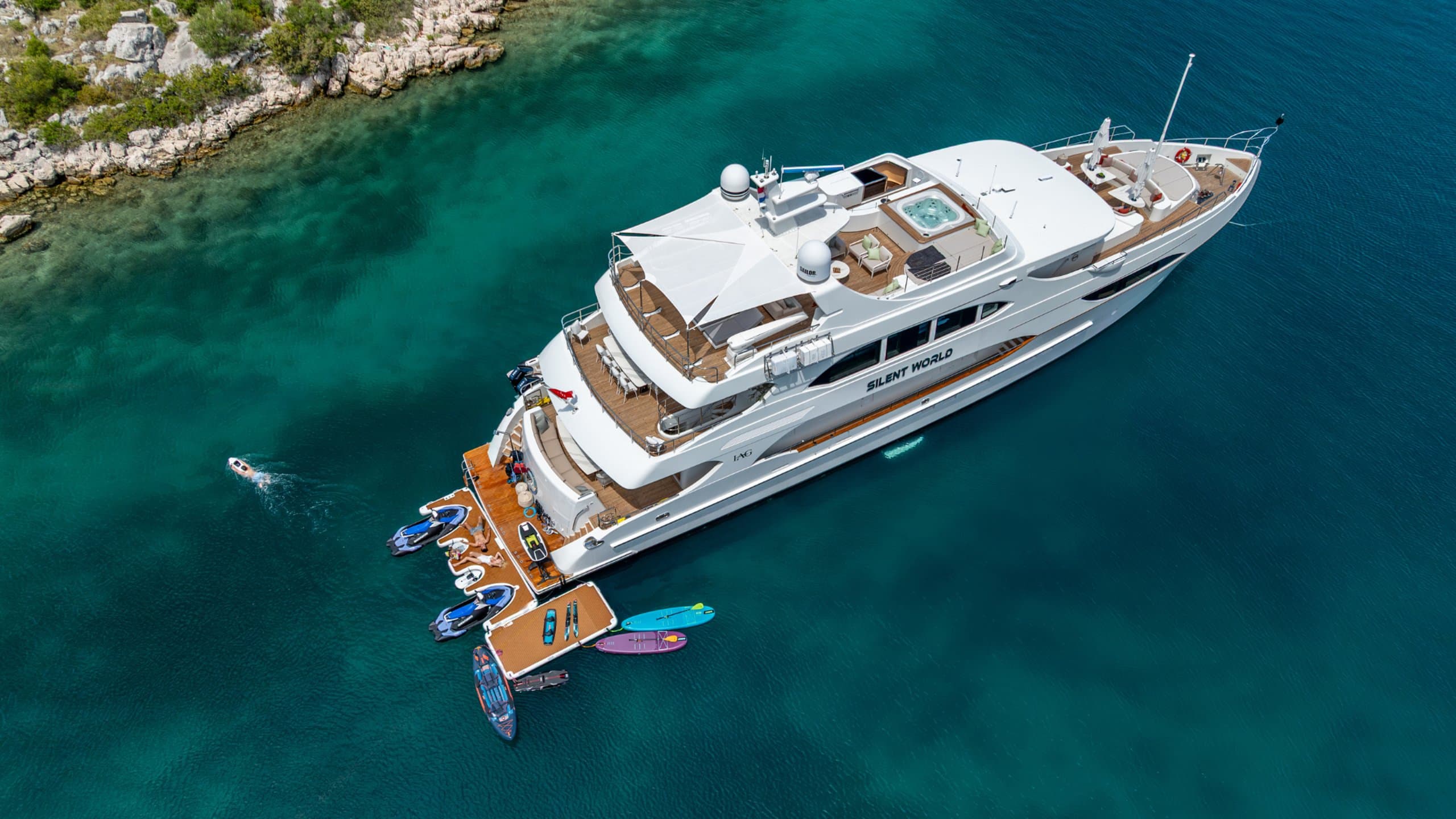 SILENT WORLD | Drivas Yachts