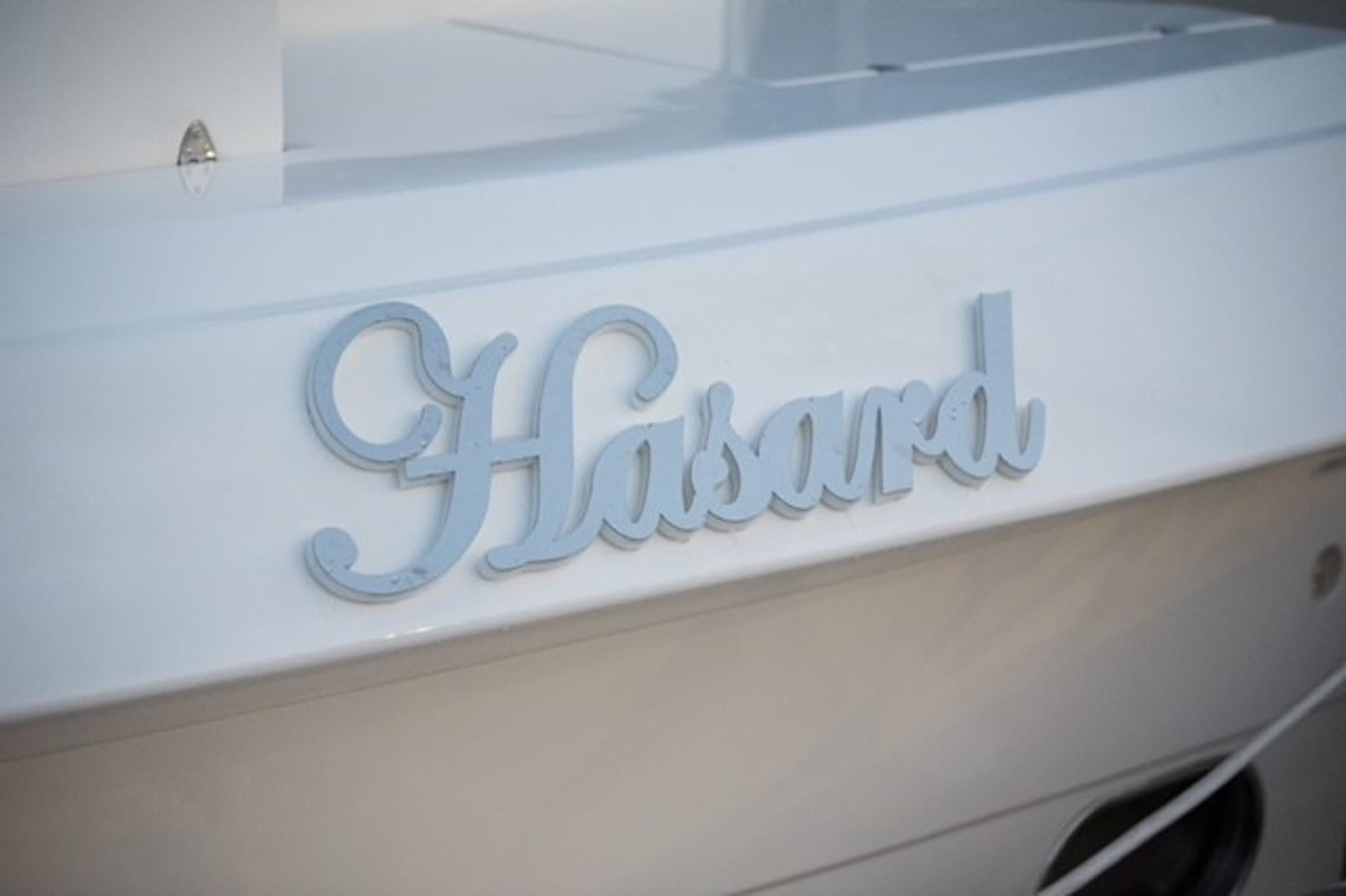 HASARD | Drivas Yachts