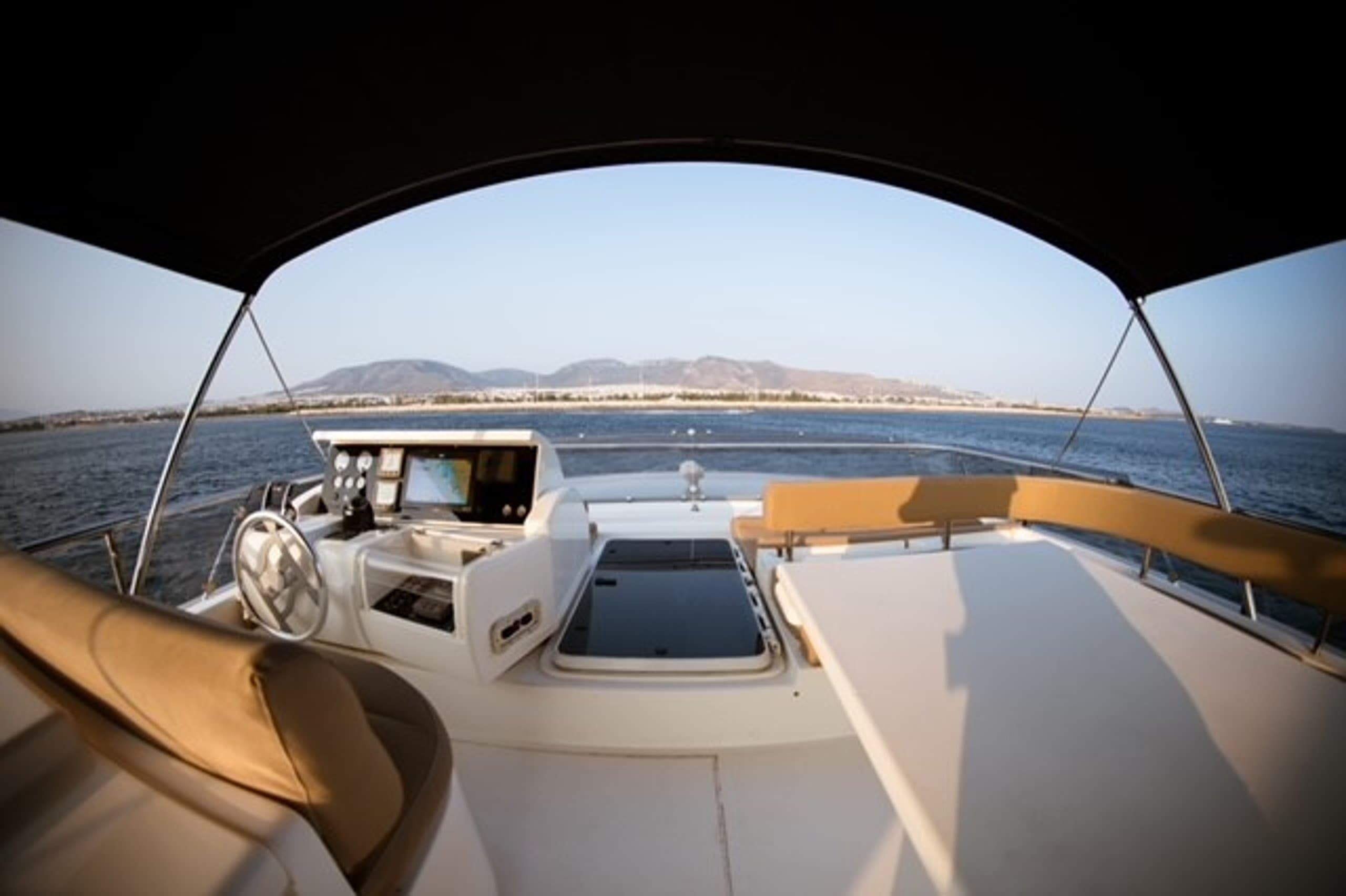 HASARD | Drivas Yachts