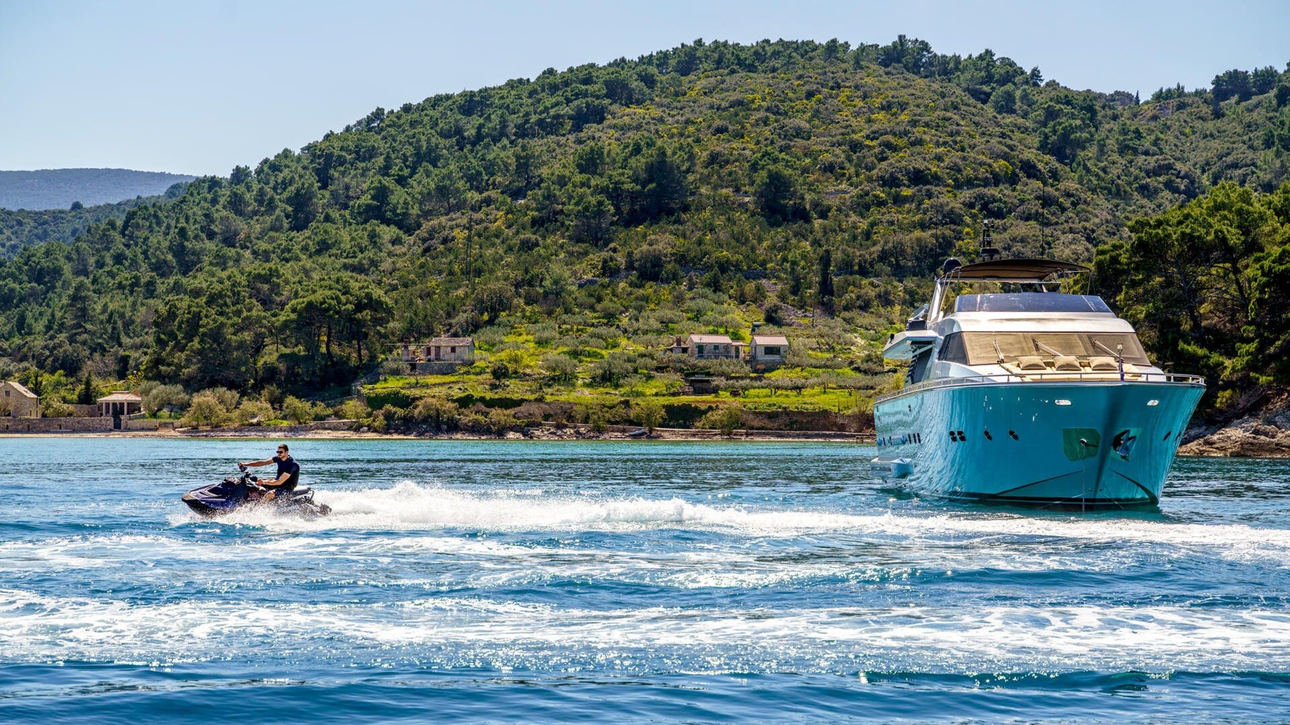 PHANTOM | Drivas Yachts
