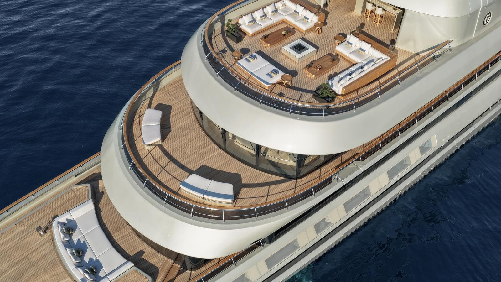 GECO (by G. Armani) - aerial | Drivas Yachts