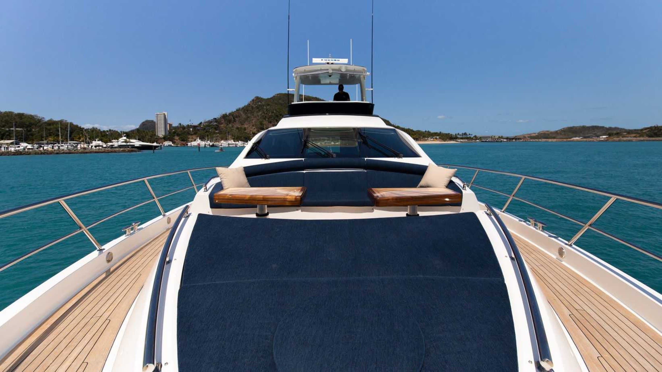 LA MAR | Drivas Yachts