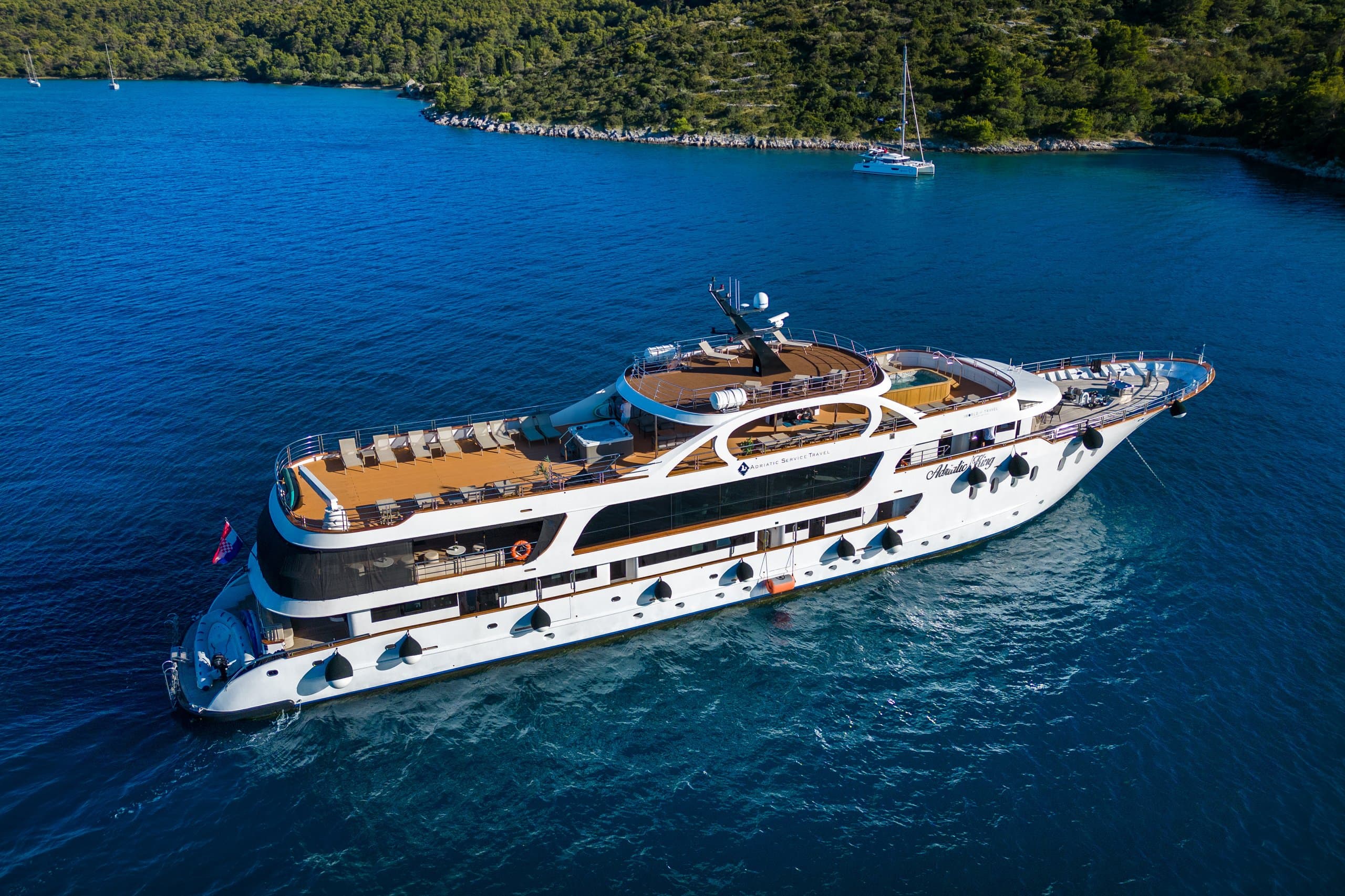 ADRIATIC KING | Drivas Yachts