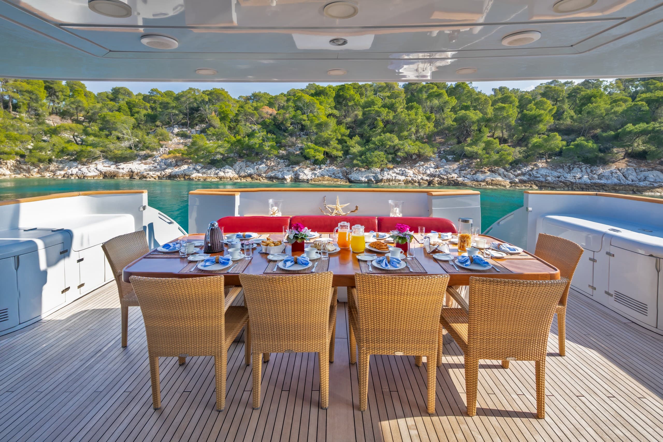 Motor yacht GLAROS 40.5m by Maiora — photo 3