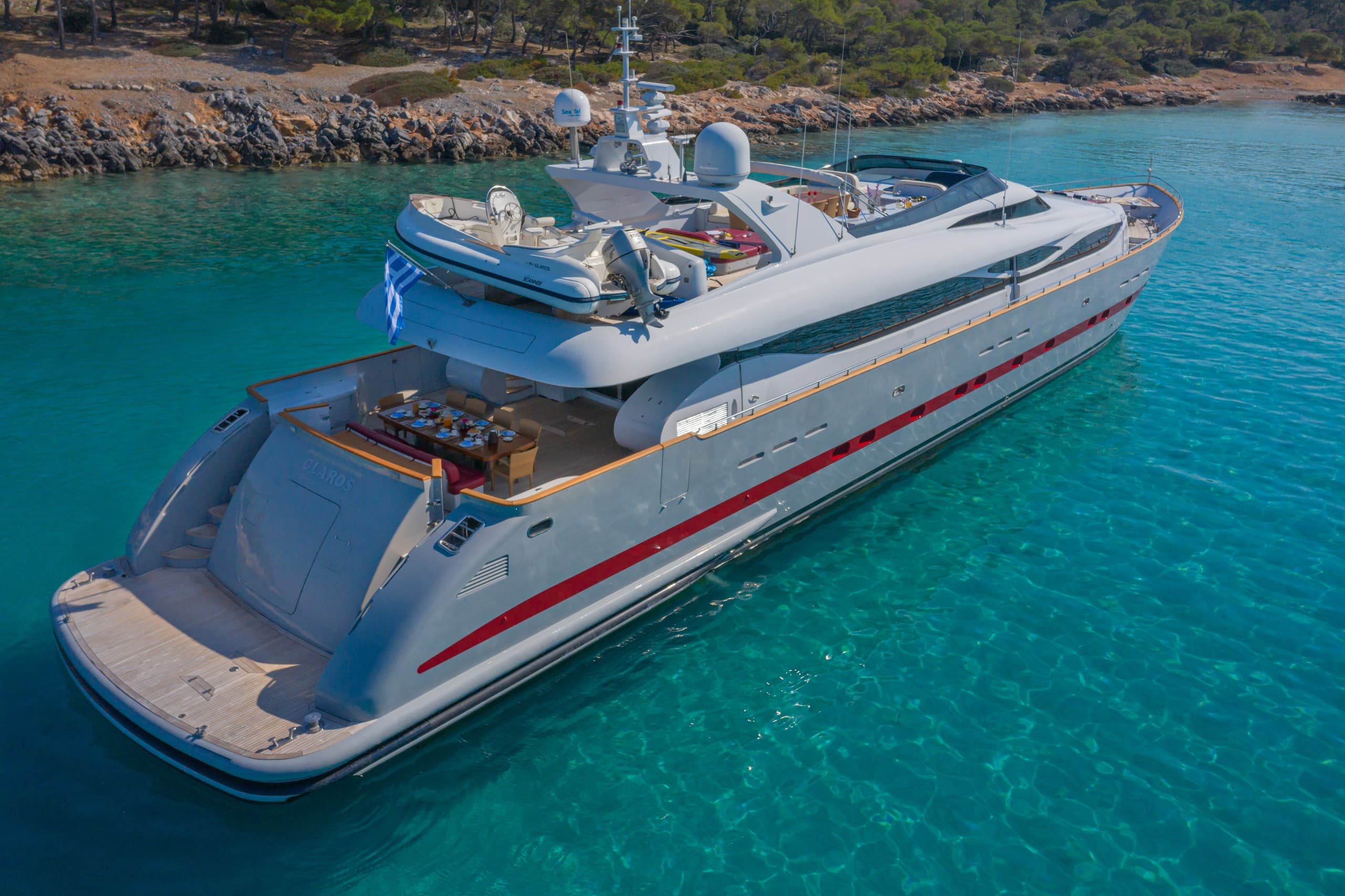 Motor yacht GLAROS 40.5m by Maiora — photo 7