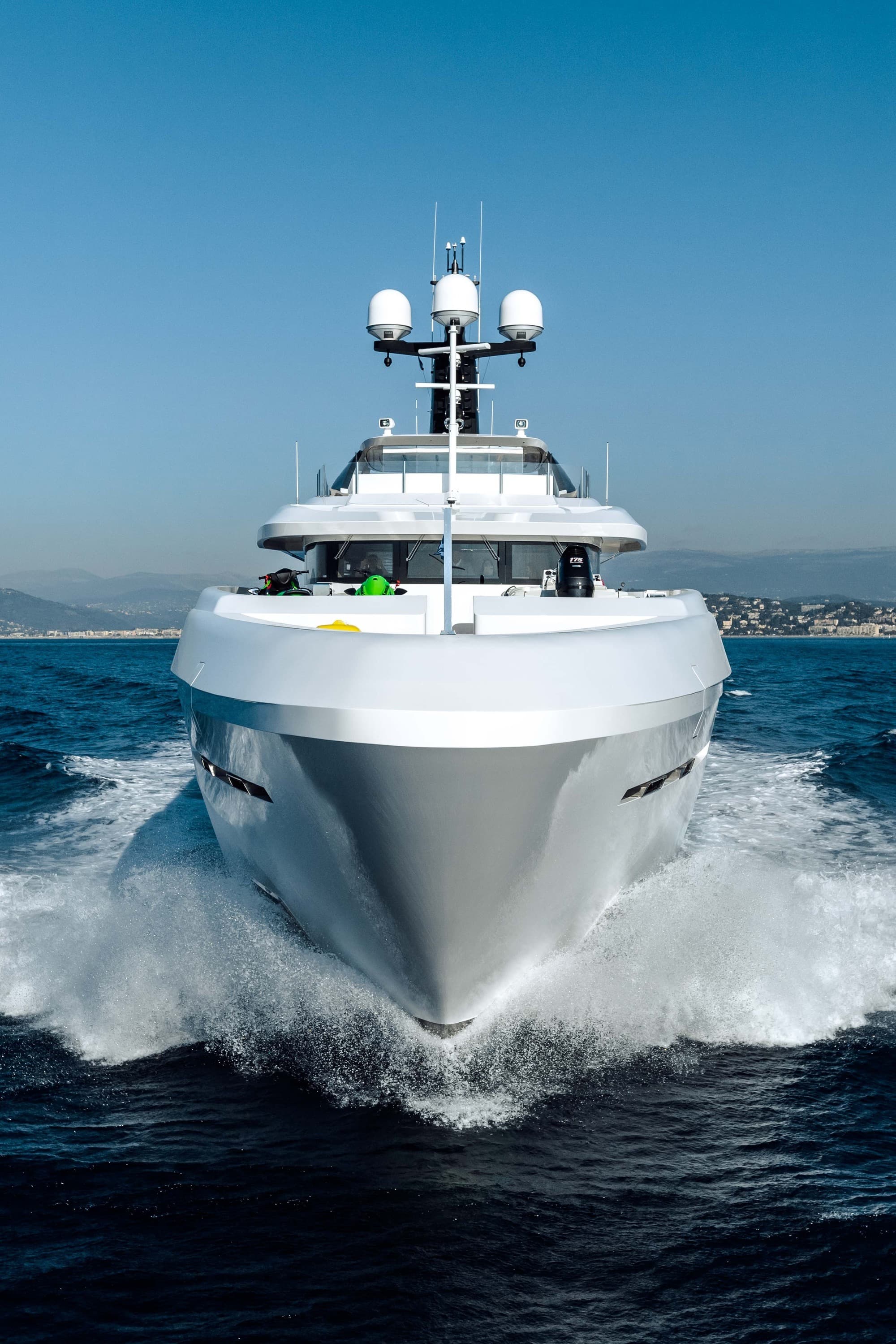 OURANOS - ext bow | Drivas Yachts