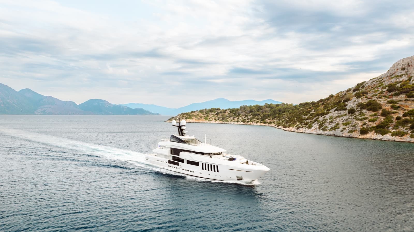 OURANOS - ext running | Drivas Yachts