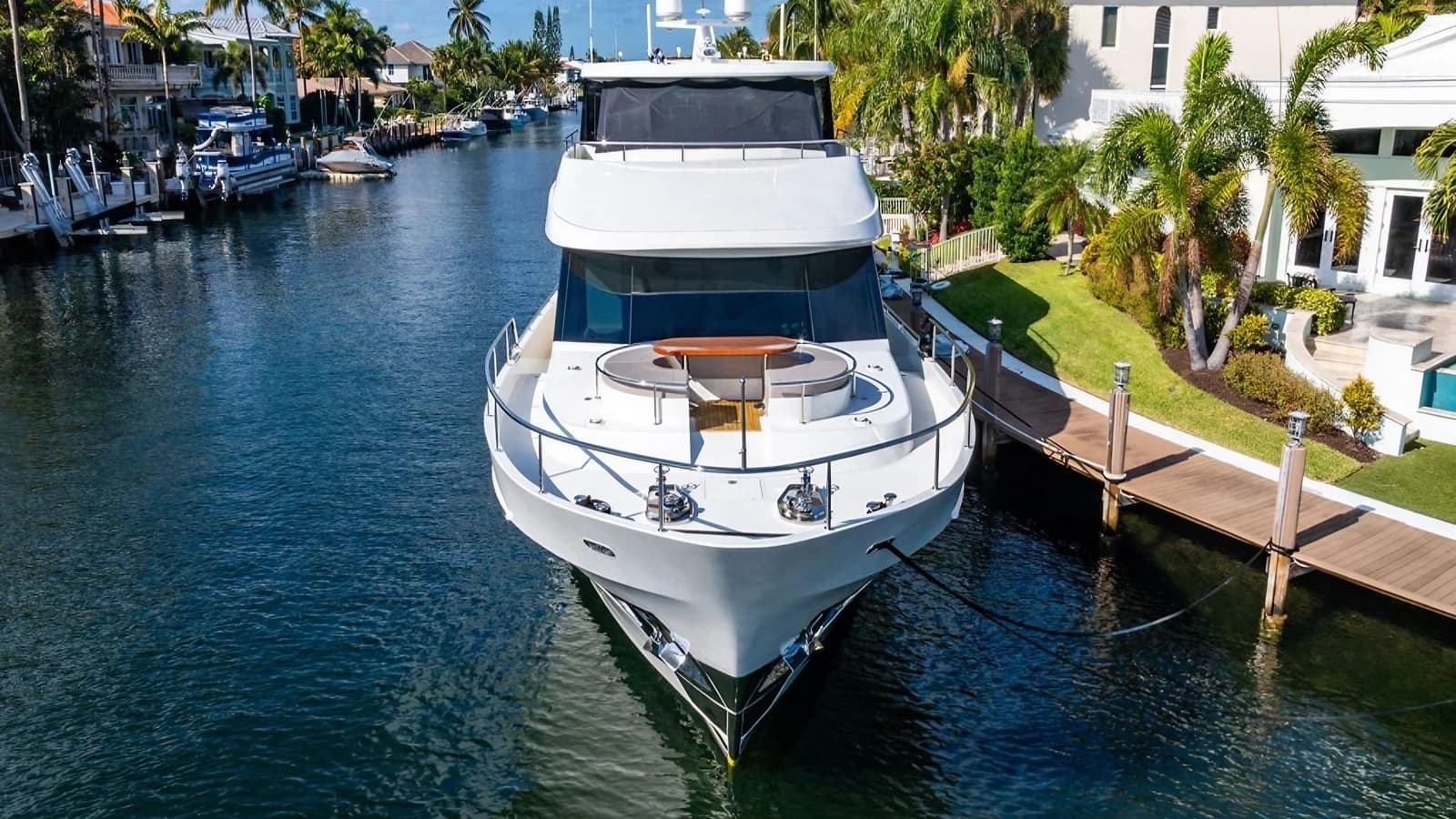 BELLA LISA - aerial | Drivas Yachts