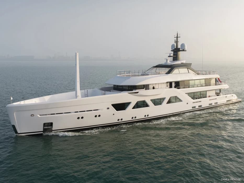 ALVA - ext stbd | Drivas Yachts