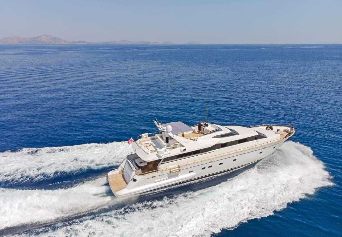 ESTIA POSEIDON - ext running | Drivas Yachts