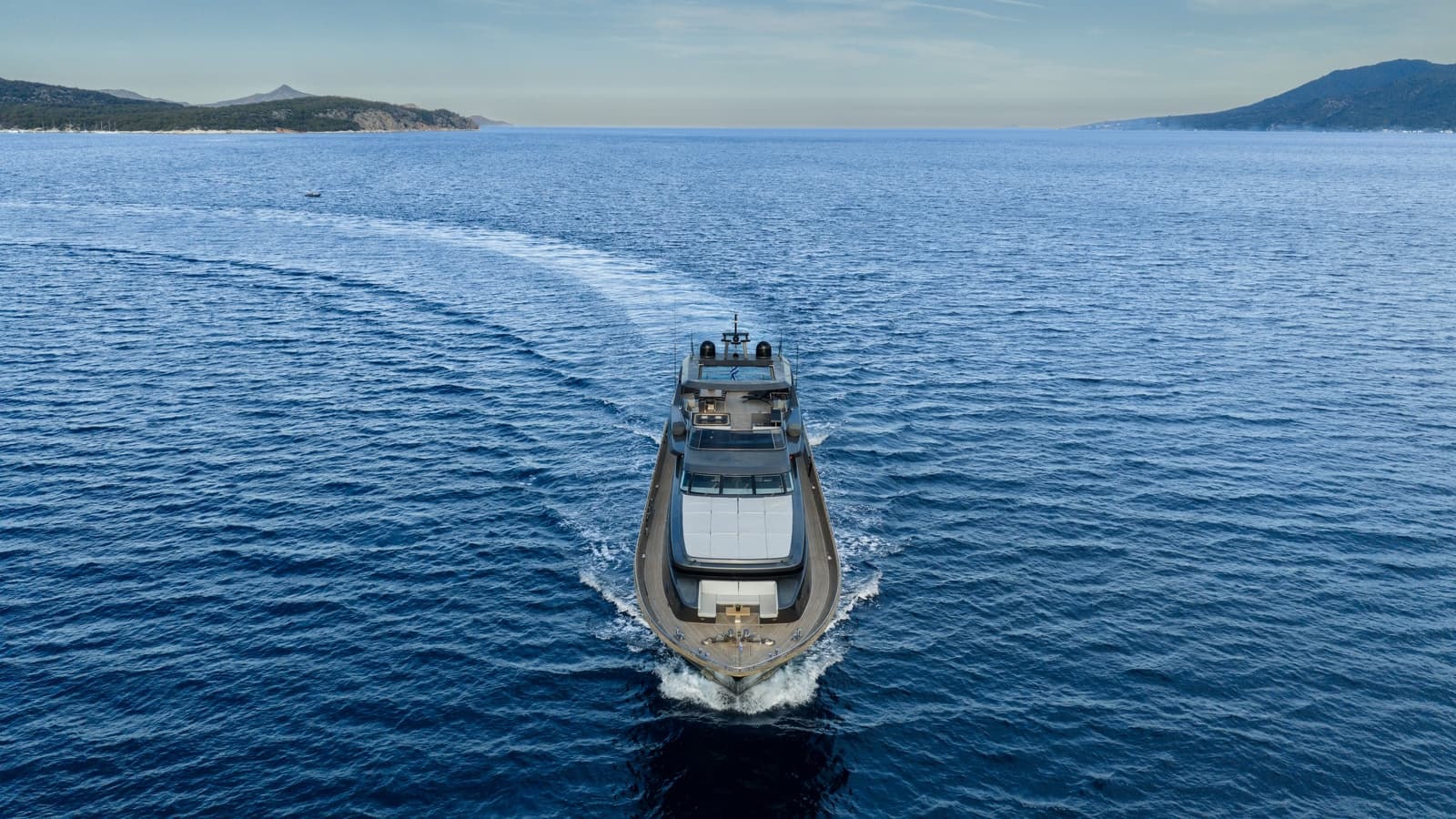 NOEMA - ext running | Drivas Yachts