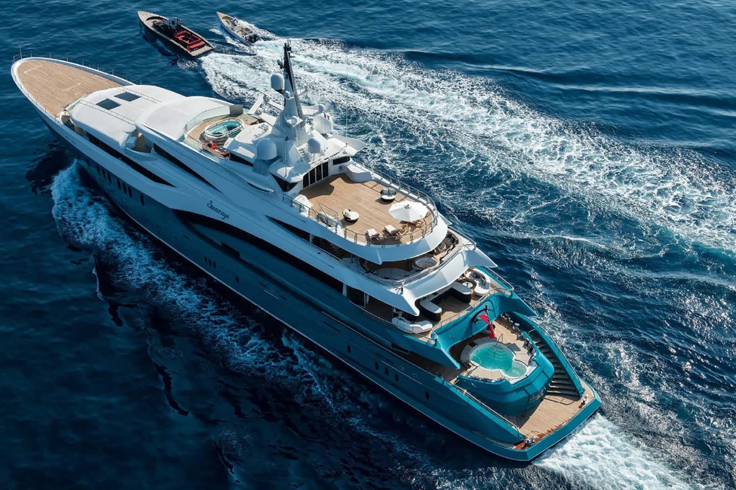 SUNRAYS - aerial | Drivas Yachts