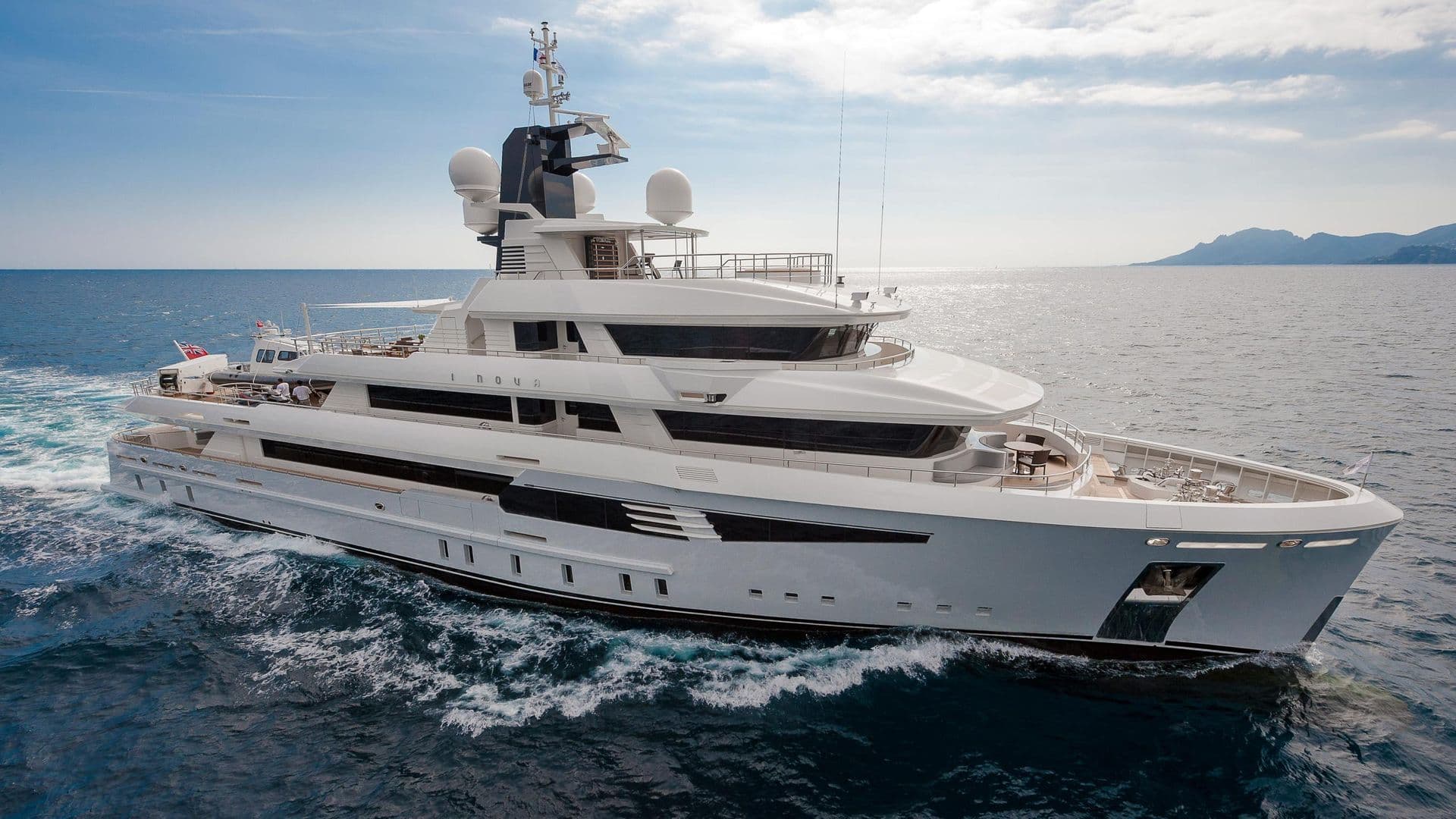 I NOVA - ext stbd | Drivas Yachts