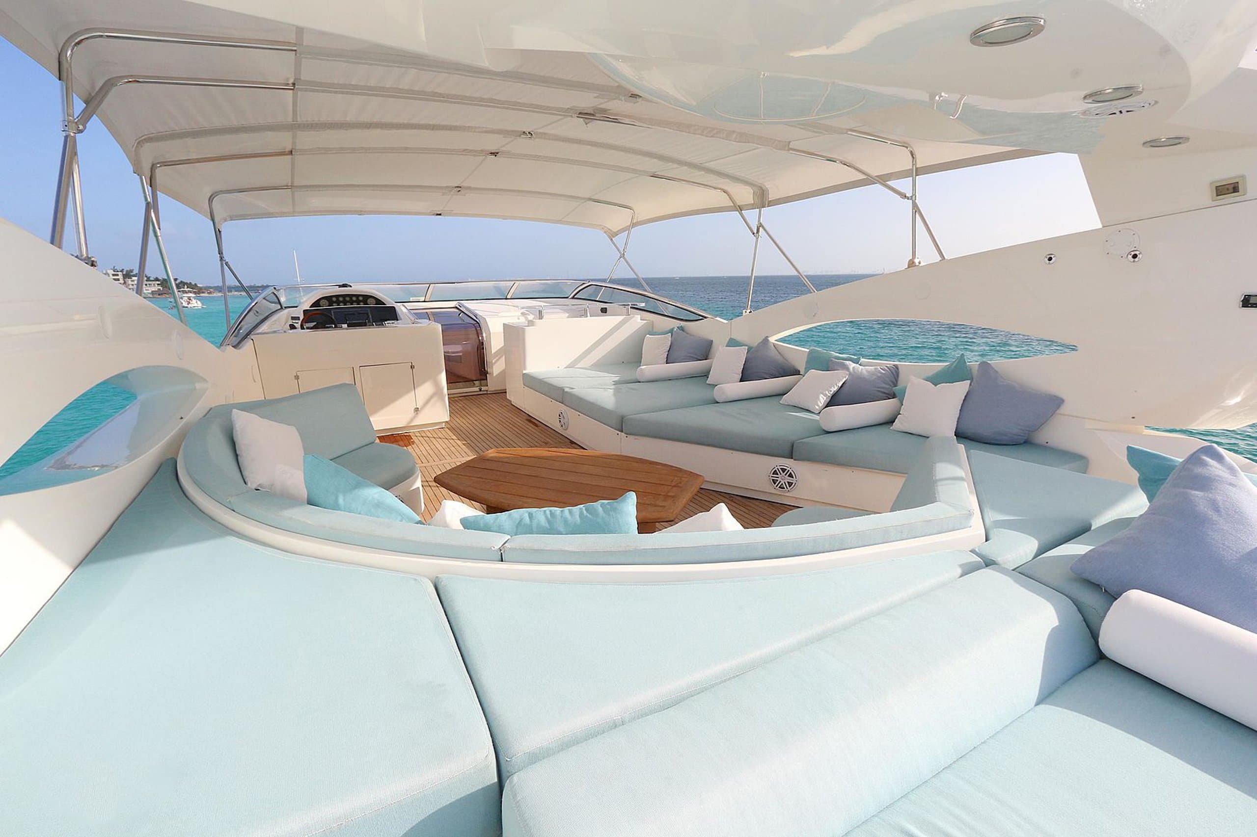 YCM 105 | Drivas Yachts