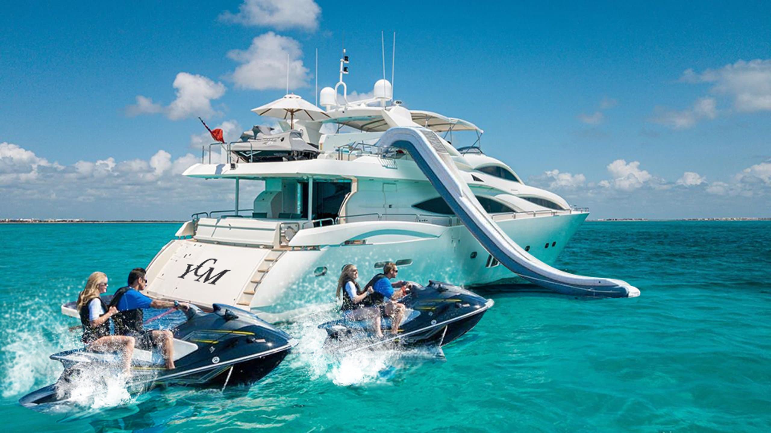 YCM 105 | Drivas Yachts