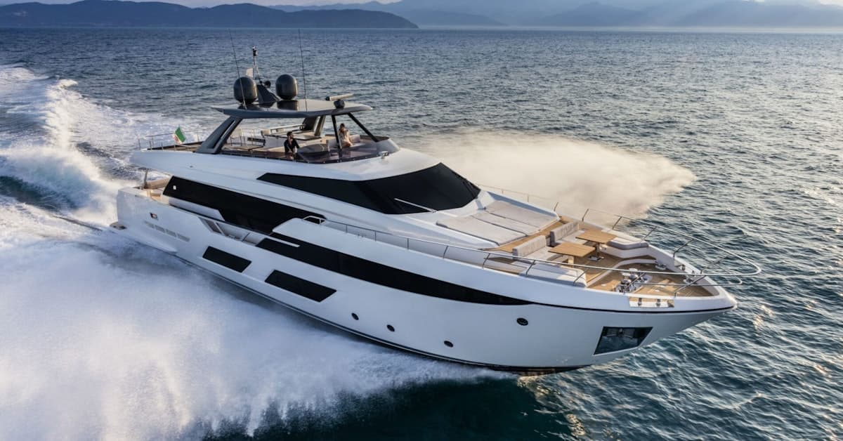 VENTO - ext running | Drivas Yachts
