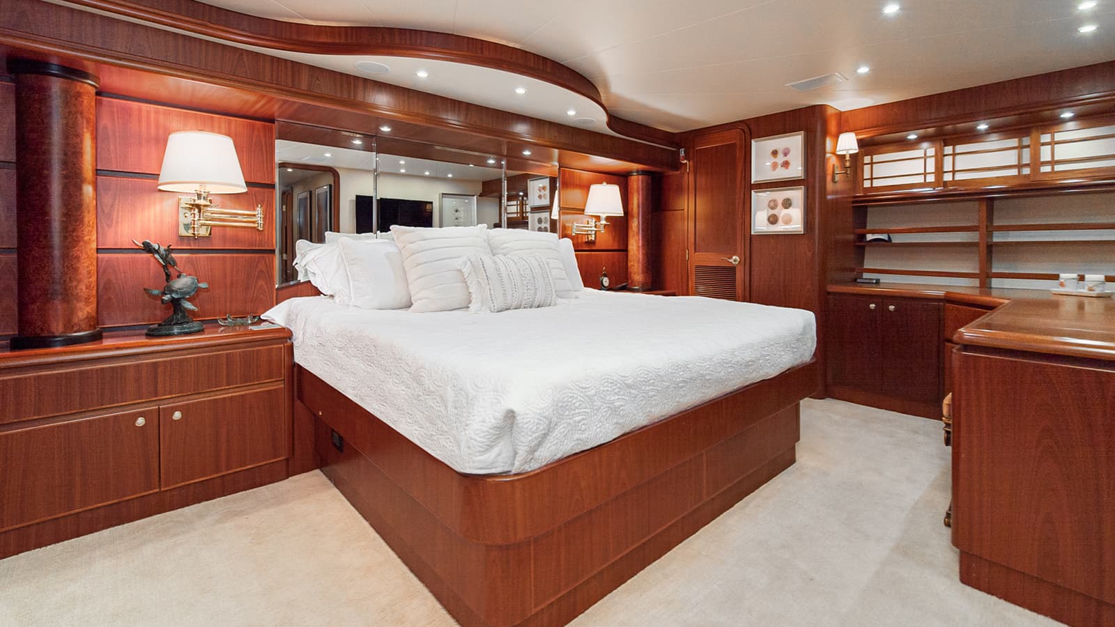 FAN TAIL - cabin master | Drivas Yachts