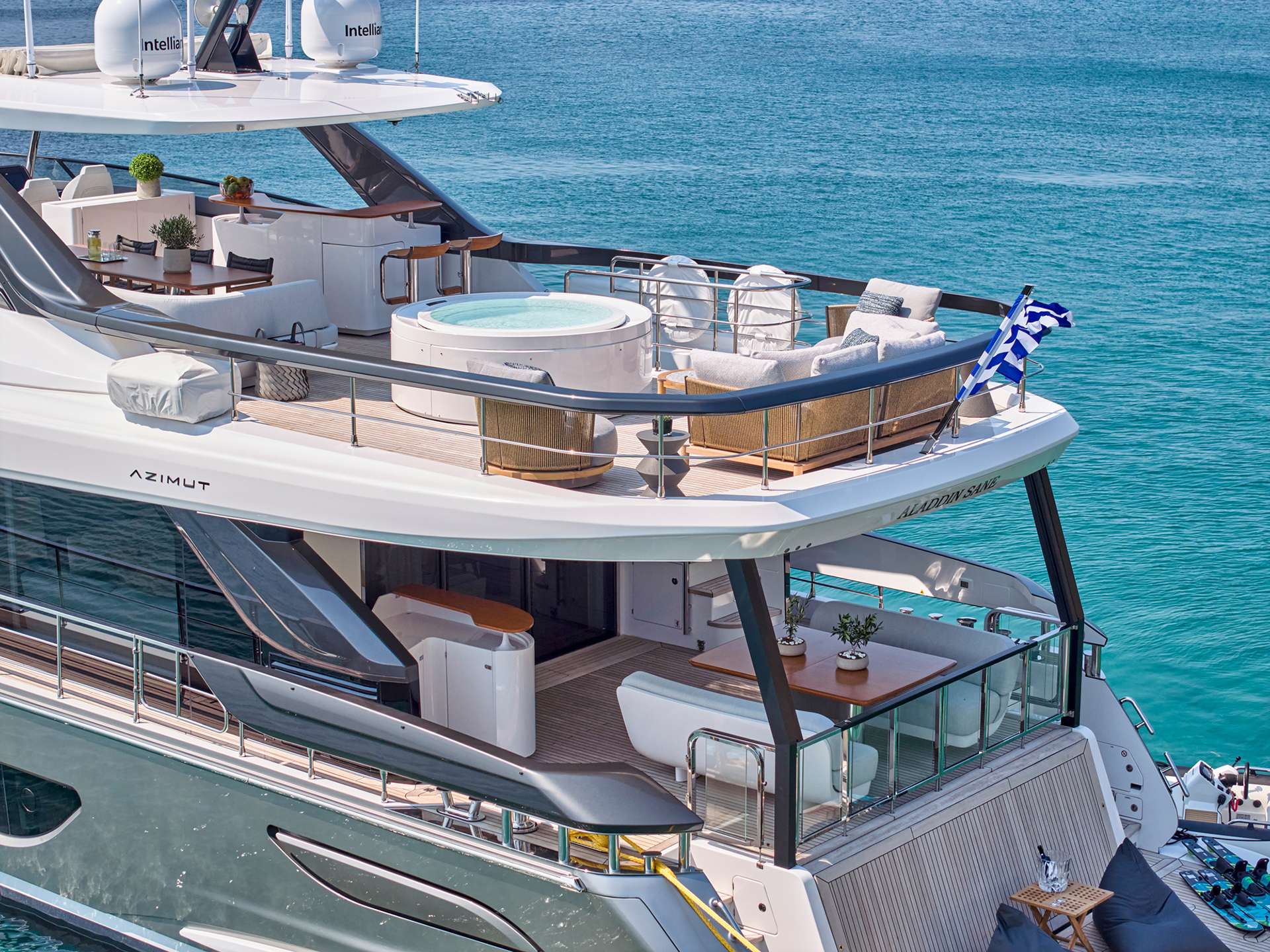 ALADDIN SANE - deck fly | Drivas Yachts