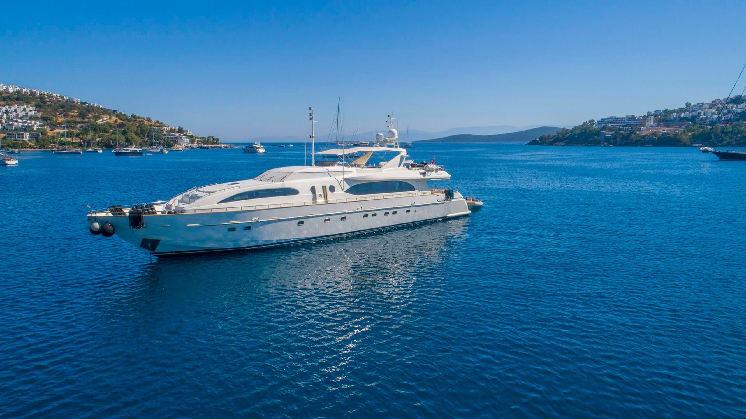 SANREF | Drivas Yachts