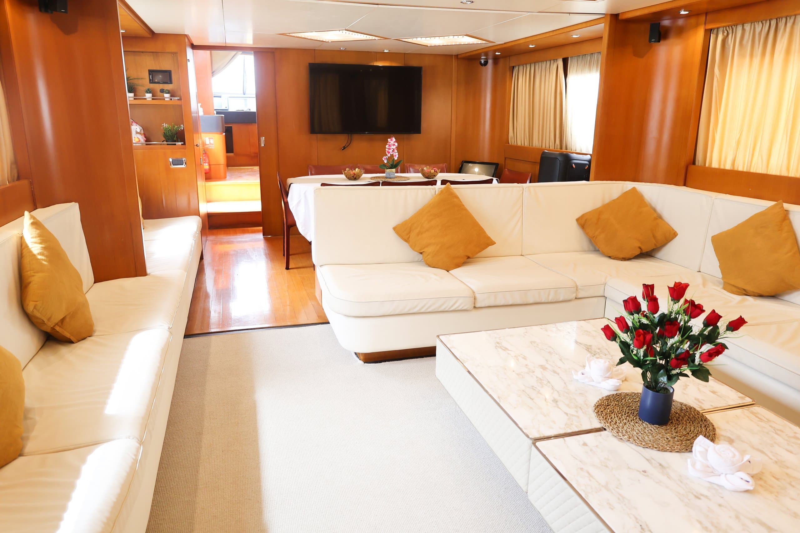 SAN LORENZO | Drivas Yachts