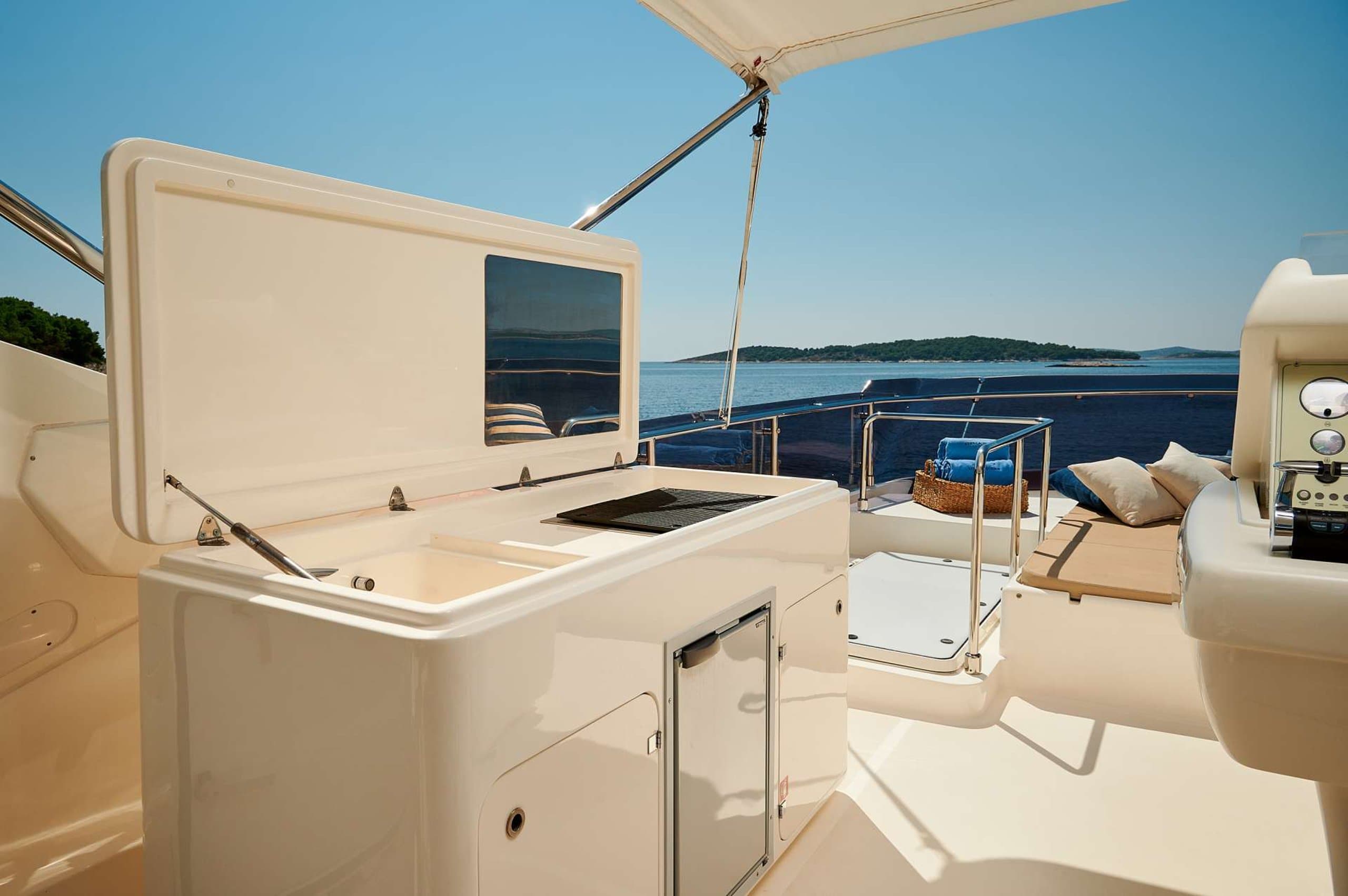 STELLA D' ORO | Drivas Yachts