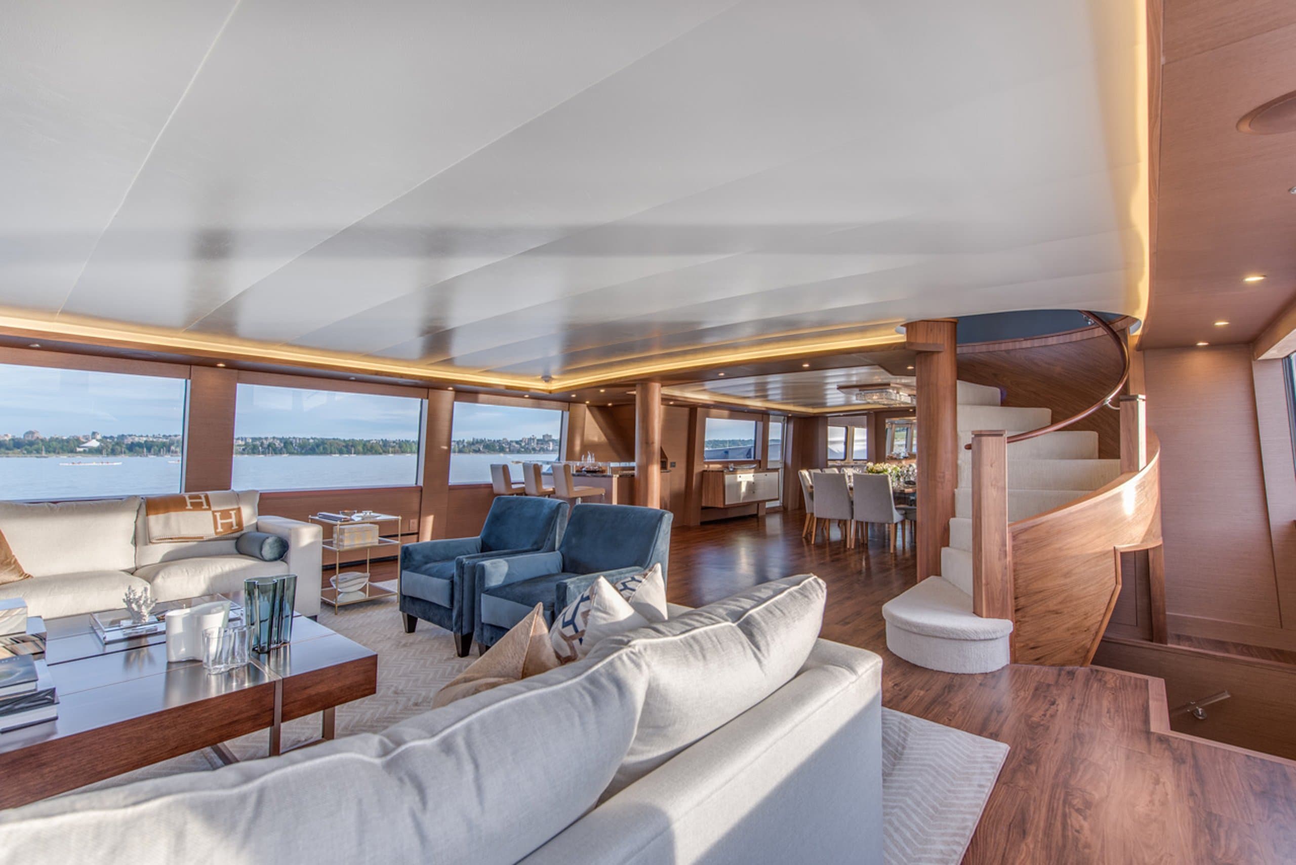 ASCENTE | Drivas Yachts