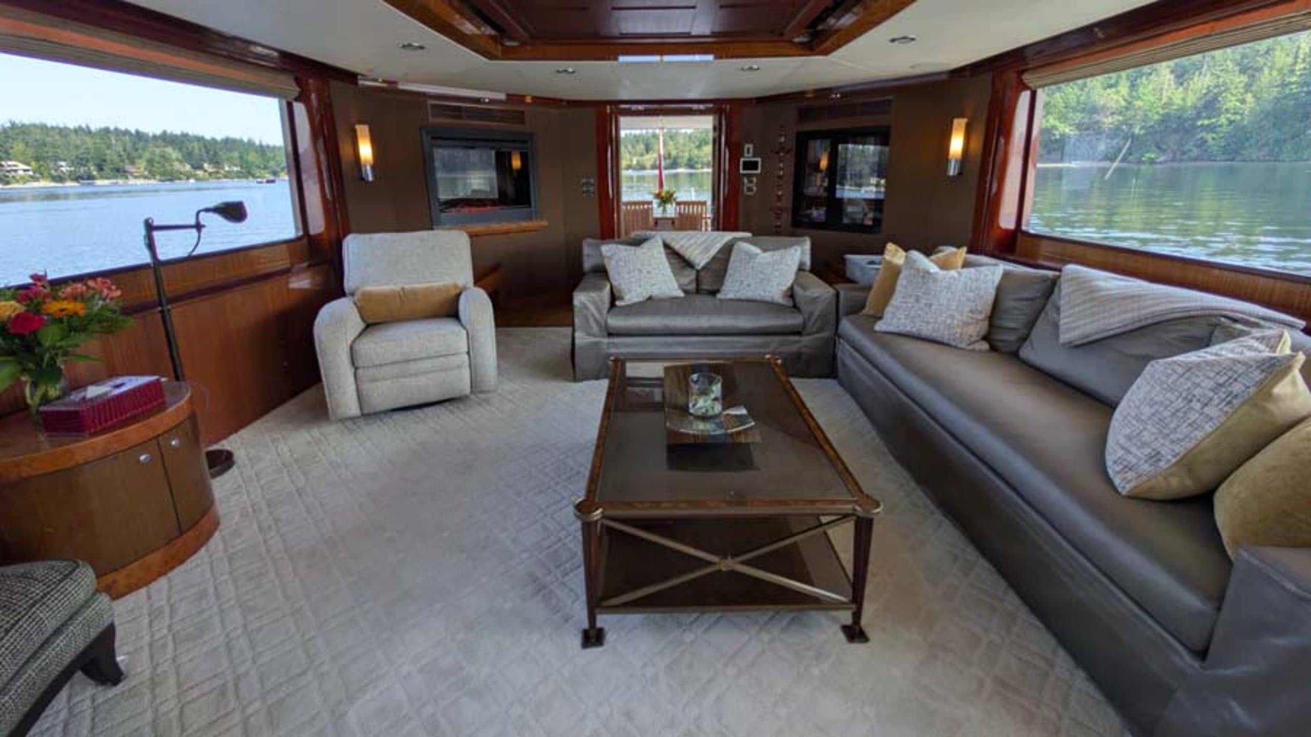 A GREAT ESCAPE | Drivas Yachts
