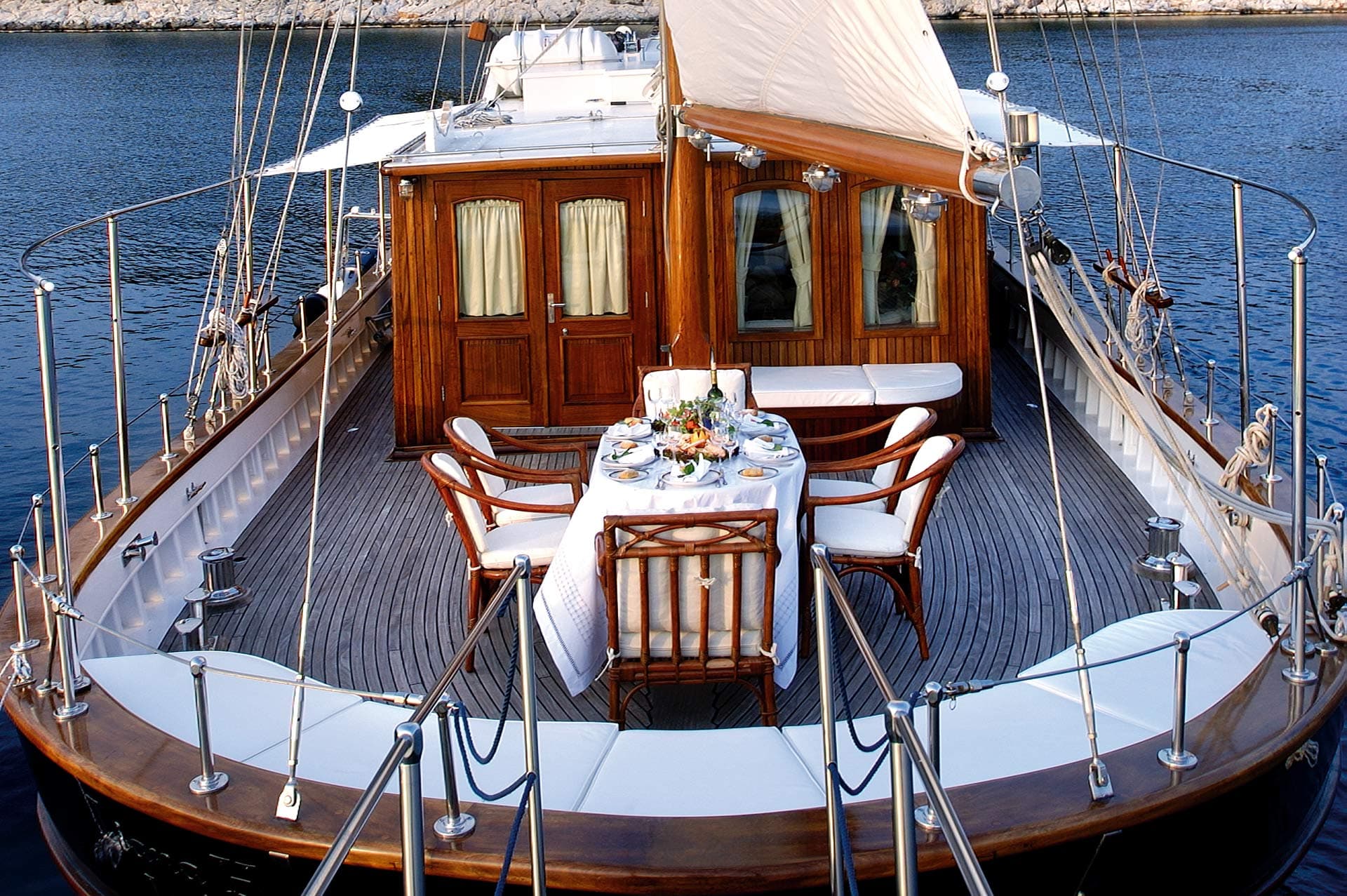 LIANA H - deck aft | Drivas Yachts