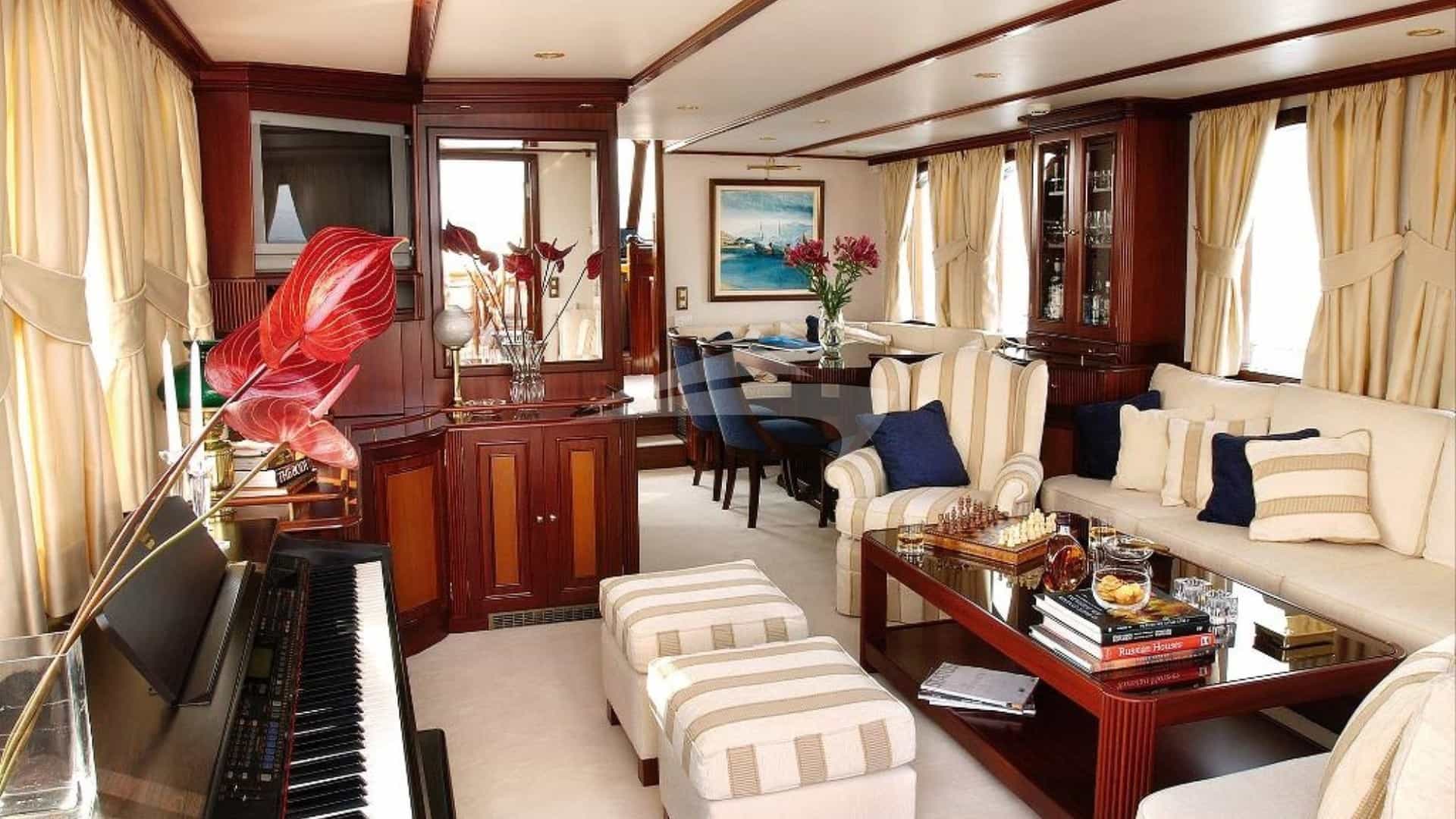 LIANA H - saloon | Drivas Yachts
