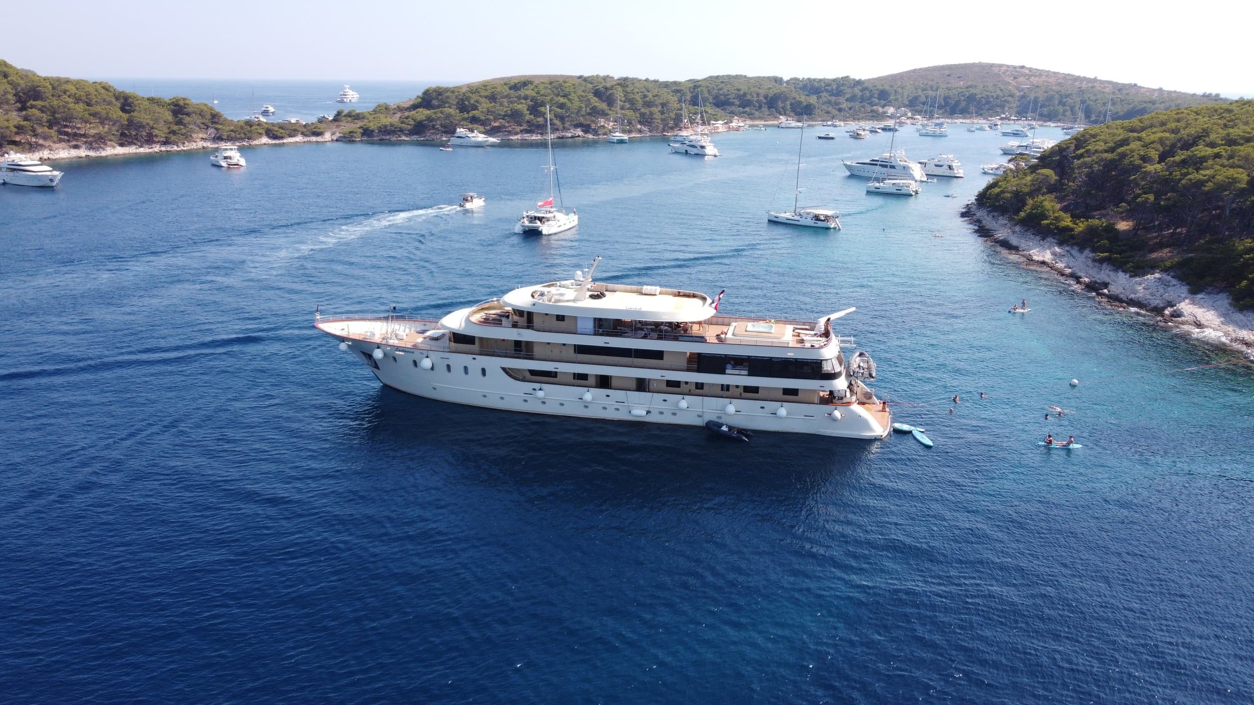 LASTAVICA | Drivas Yachts