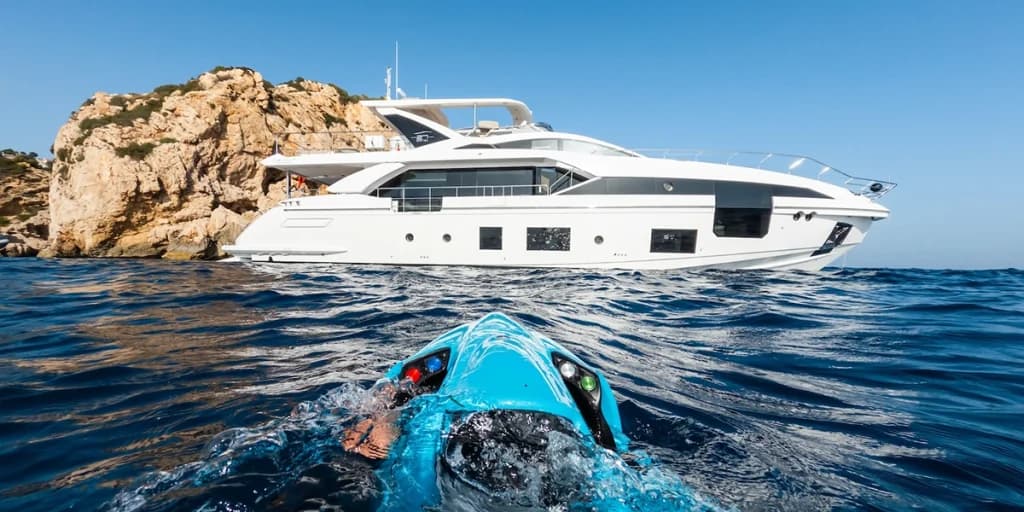 Motor yacht INFINITAS 30.6m by Ferretti — photo 3