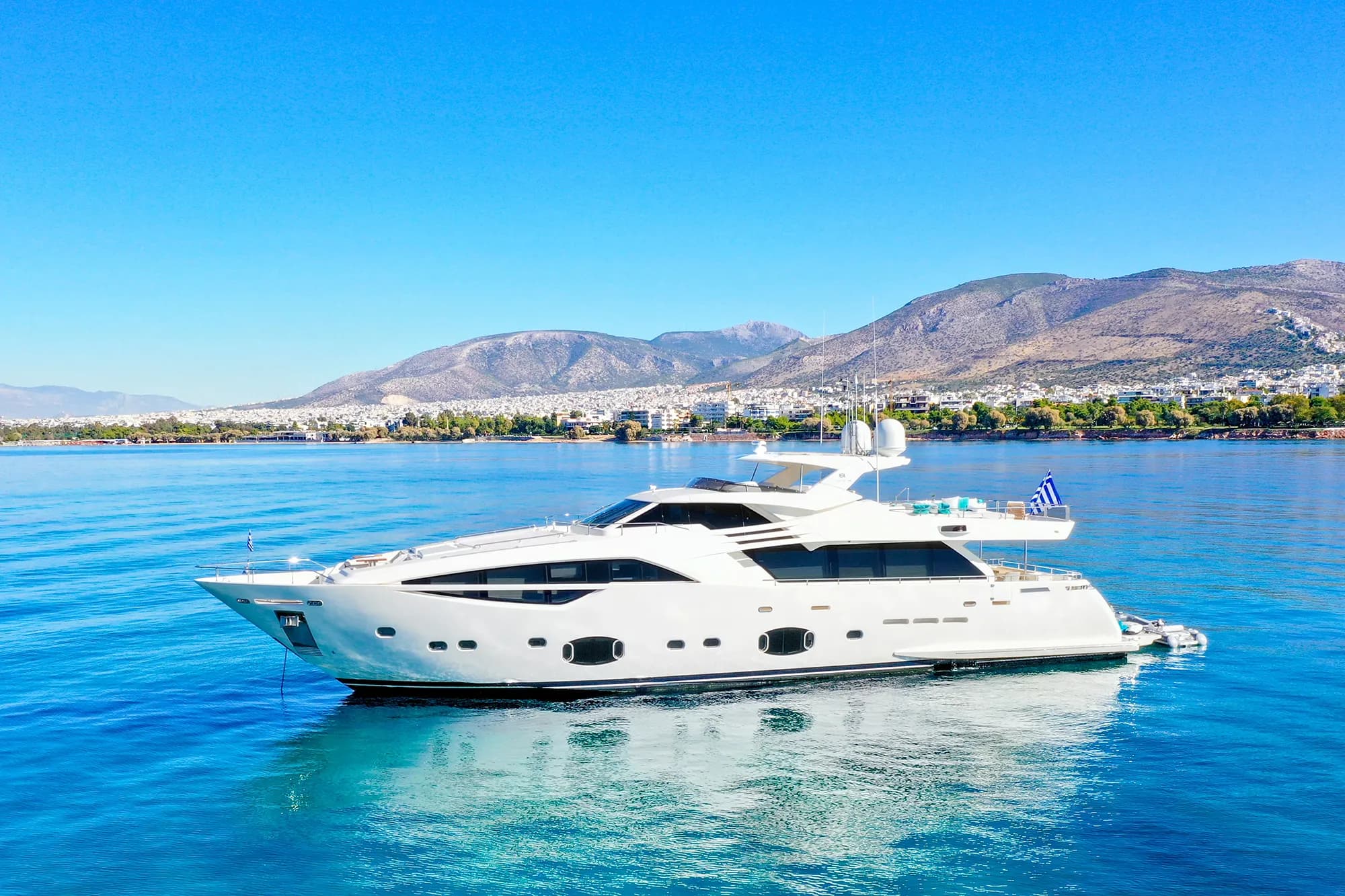 INFINITAS - ext | Drivas Yachts
