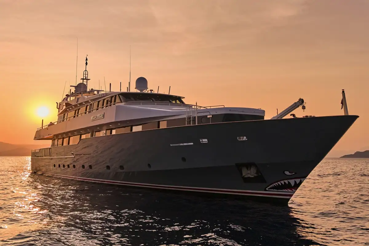 BELLA STELLA - ext stbd | Drivas Yachts