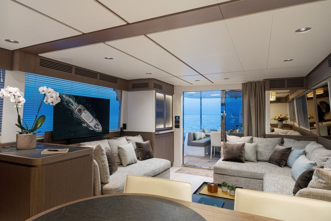 SOUL - saloon | Drivas Yachts