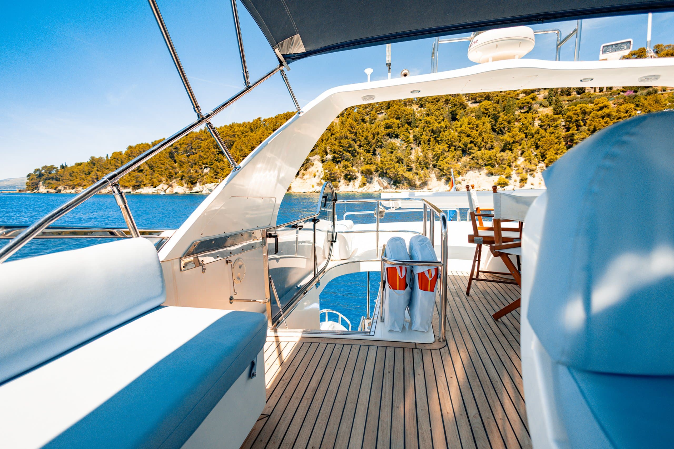 HAPPY 3 | Drivas Yachts