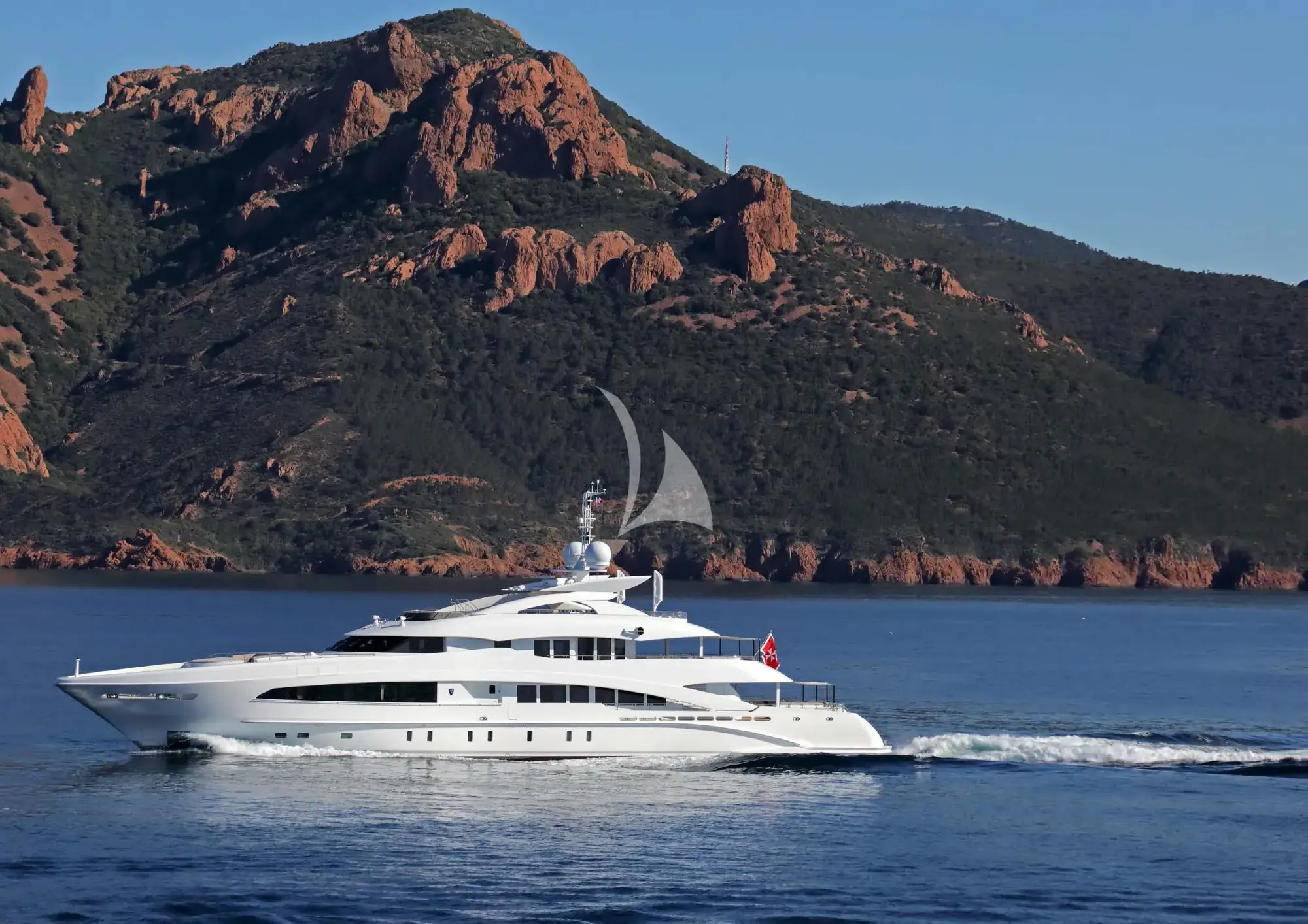 MADO (ex-Como I) - ext stbd | Drivas Yachts