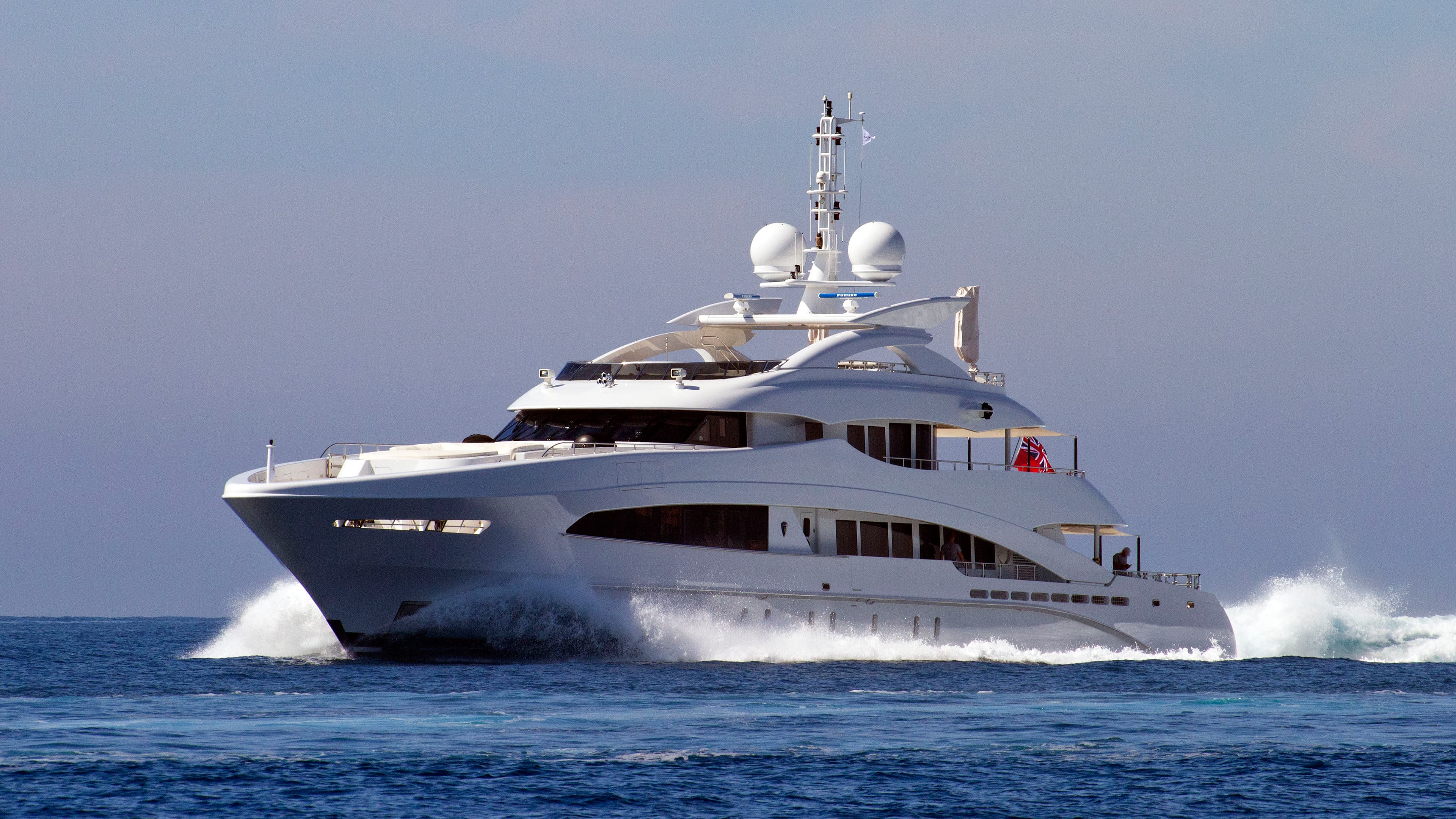 MADO (ex-Como I) - ext stbd | Drivas Yachts