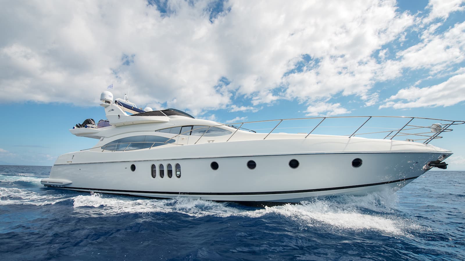 MANU - ext port | Drivas Yachts