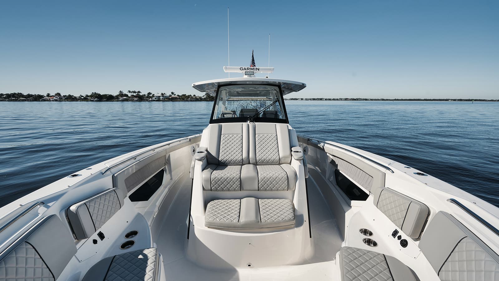 LOW RISE - cockpit | Drivas Yachts