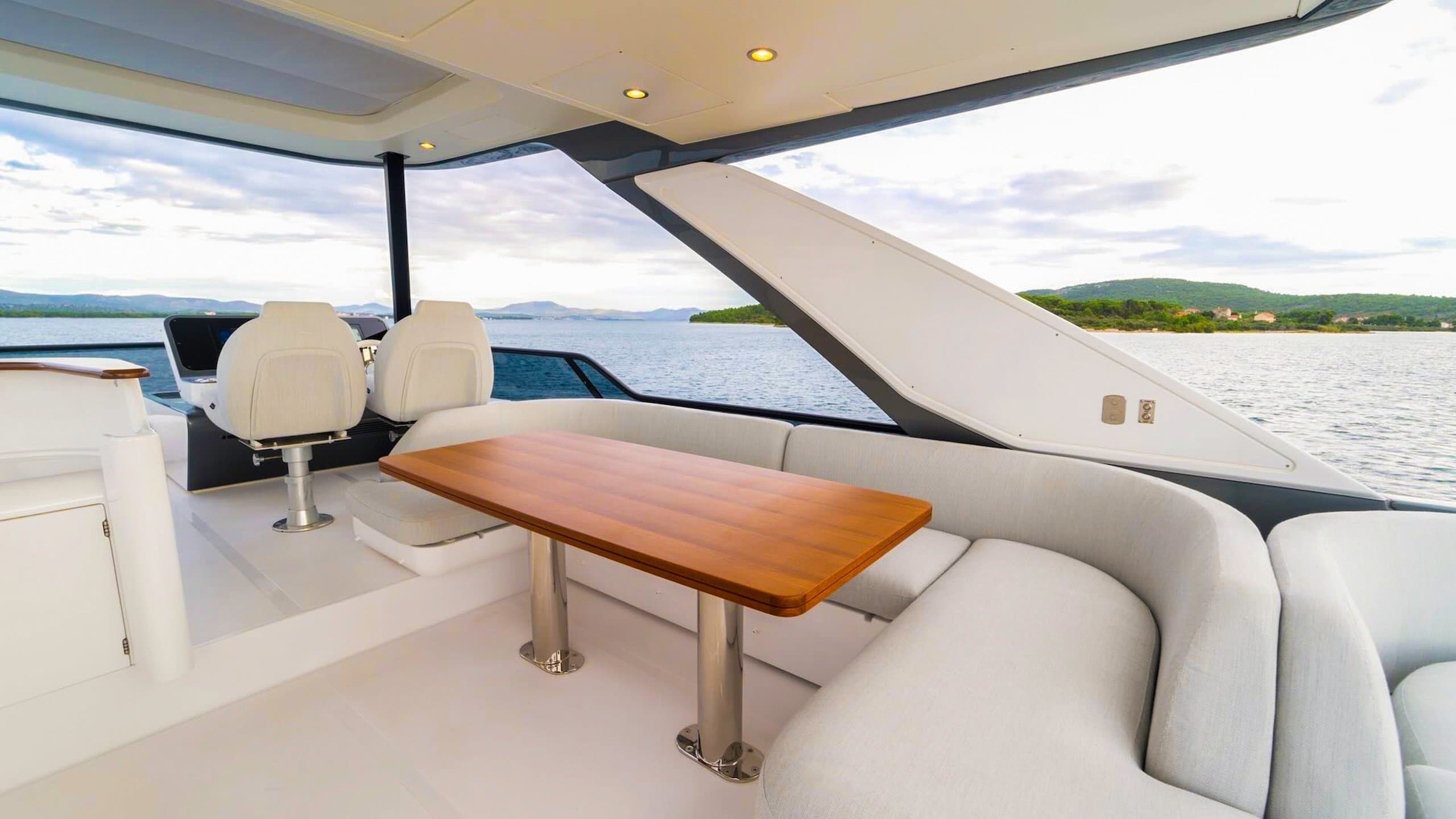 DONNA | Drivas Yachts