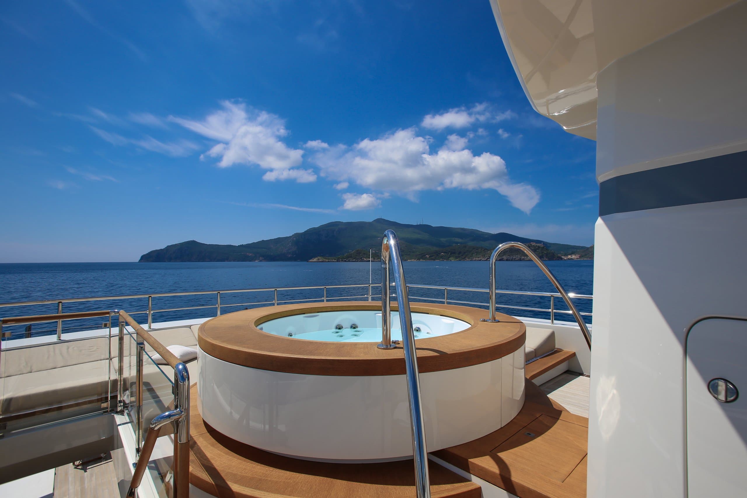 ASLEC 4 | Drivas Yachts