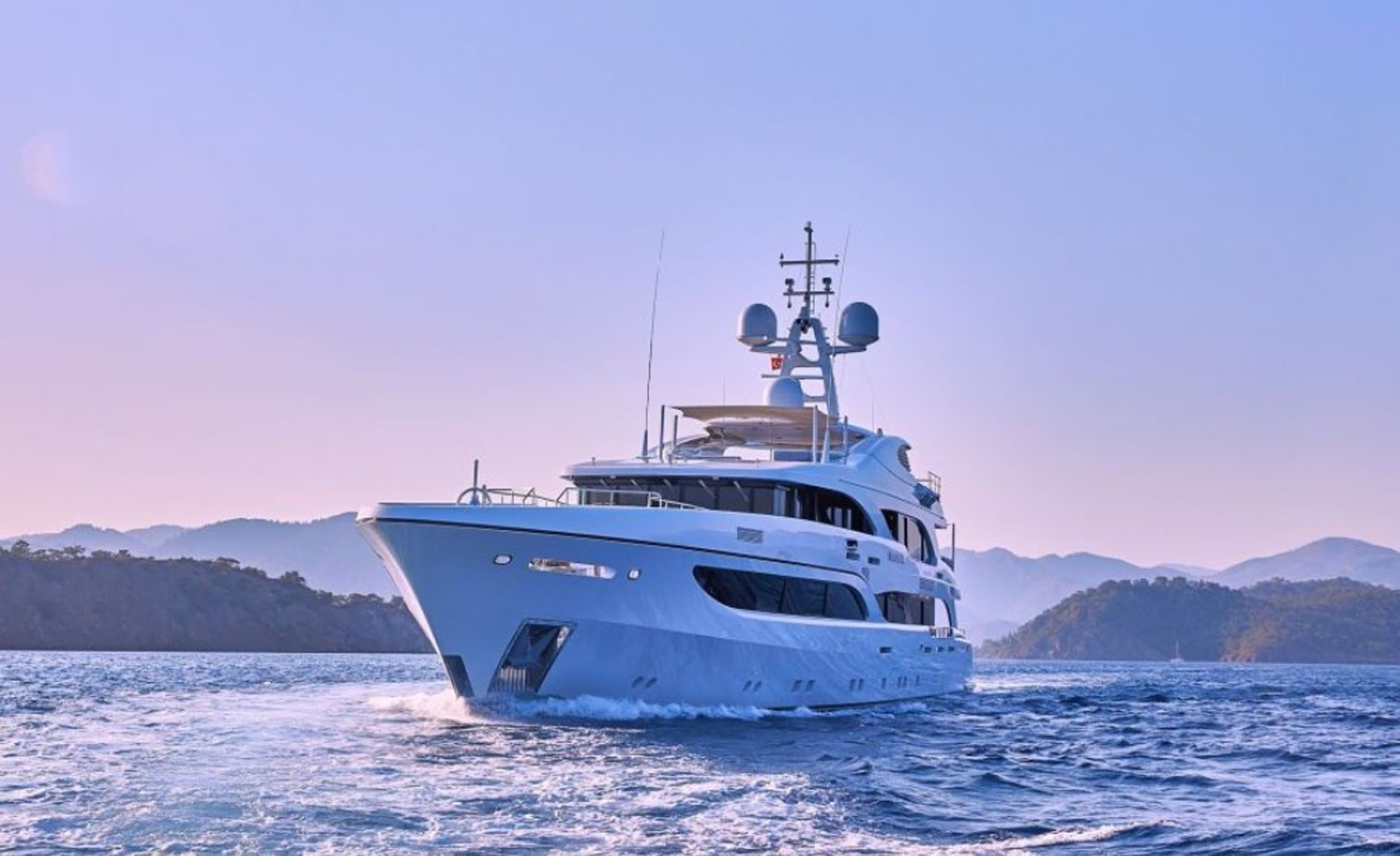 IMMERSIVE | Drivas Yachts