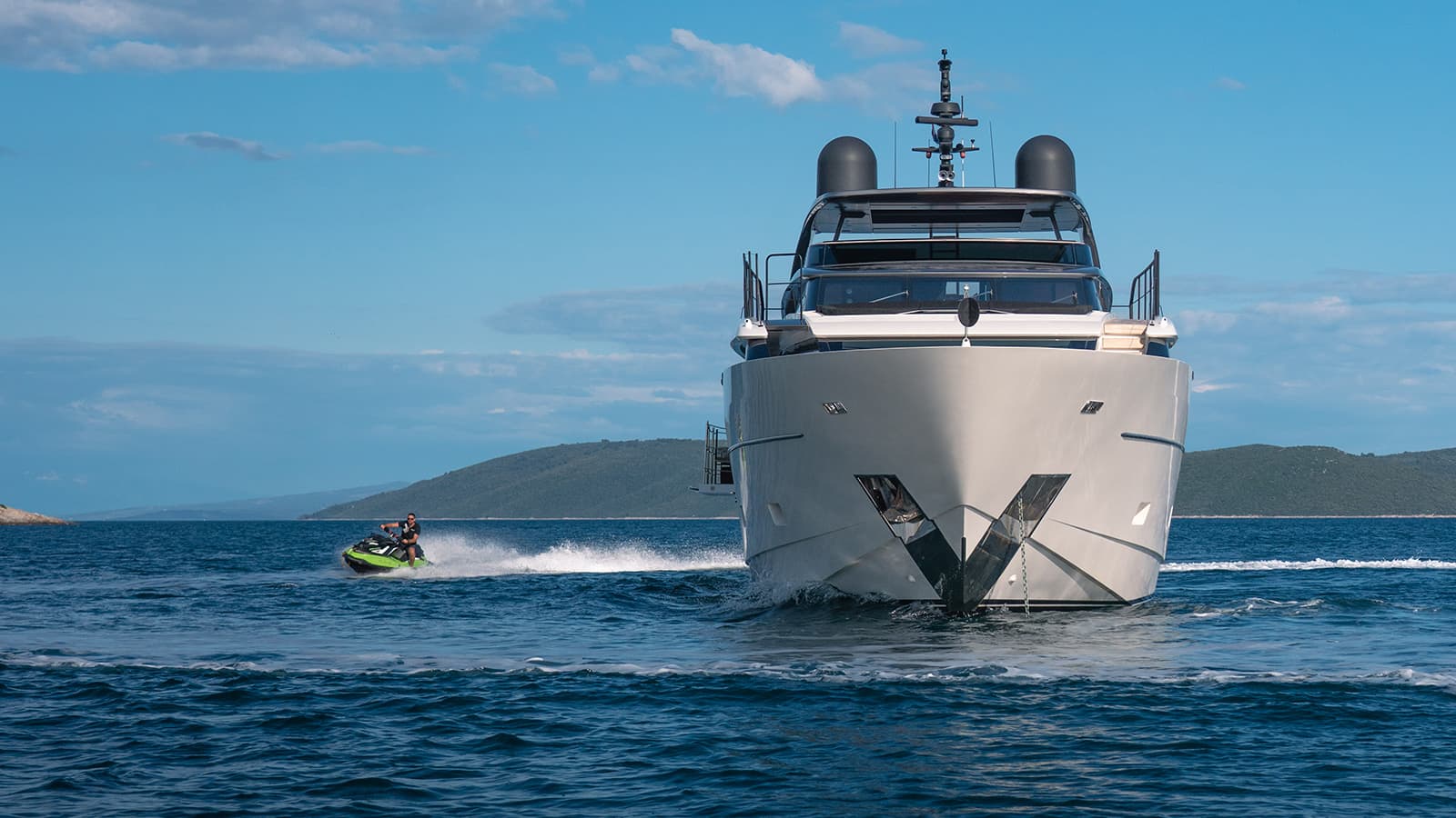 JOURNEY - ext bow | Drivas Yachts