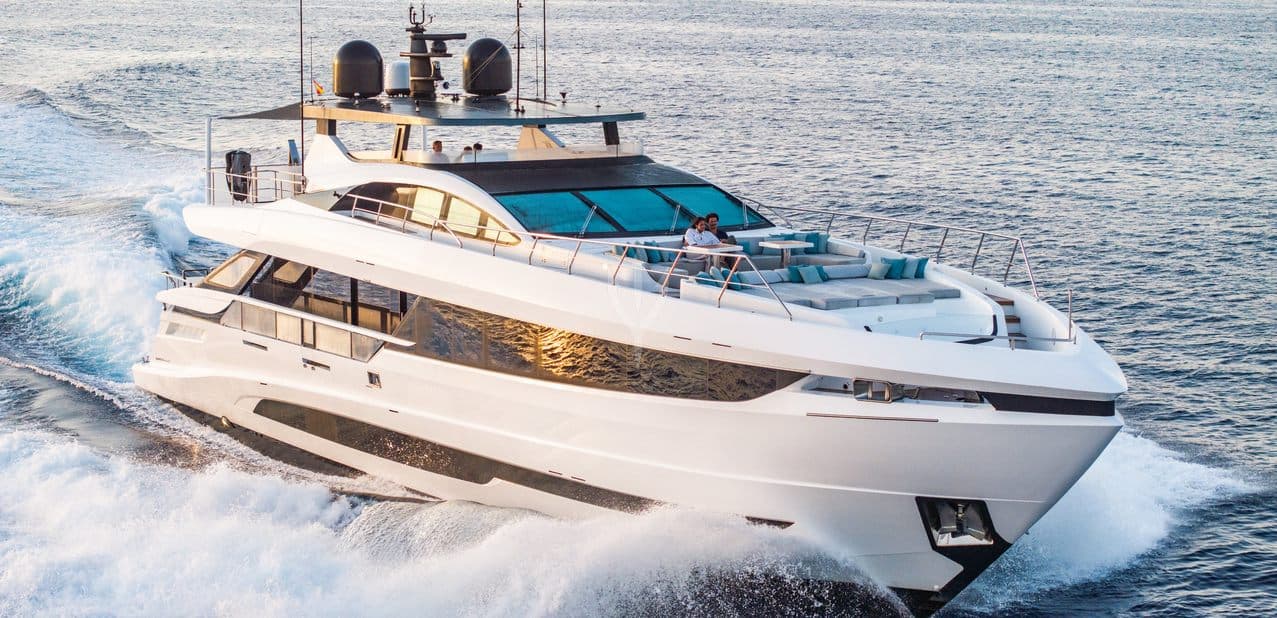 C2 - ext running | Drivas Yachts