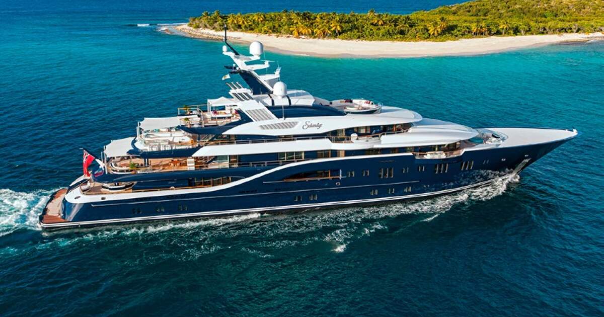 SOLANDGE - ext stbd | Drivas Yachts